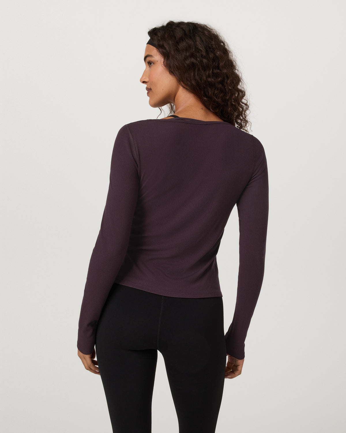 Women Vuori Long Sleeve Cove Ultra Scoop Women's Raisin Shirt