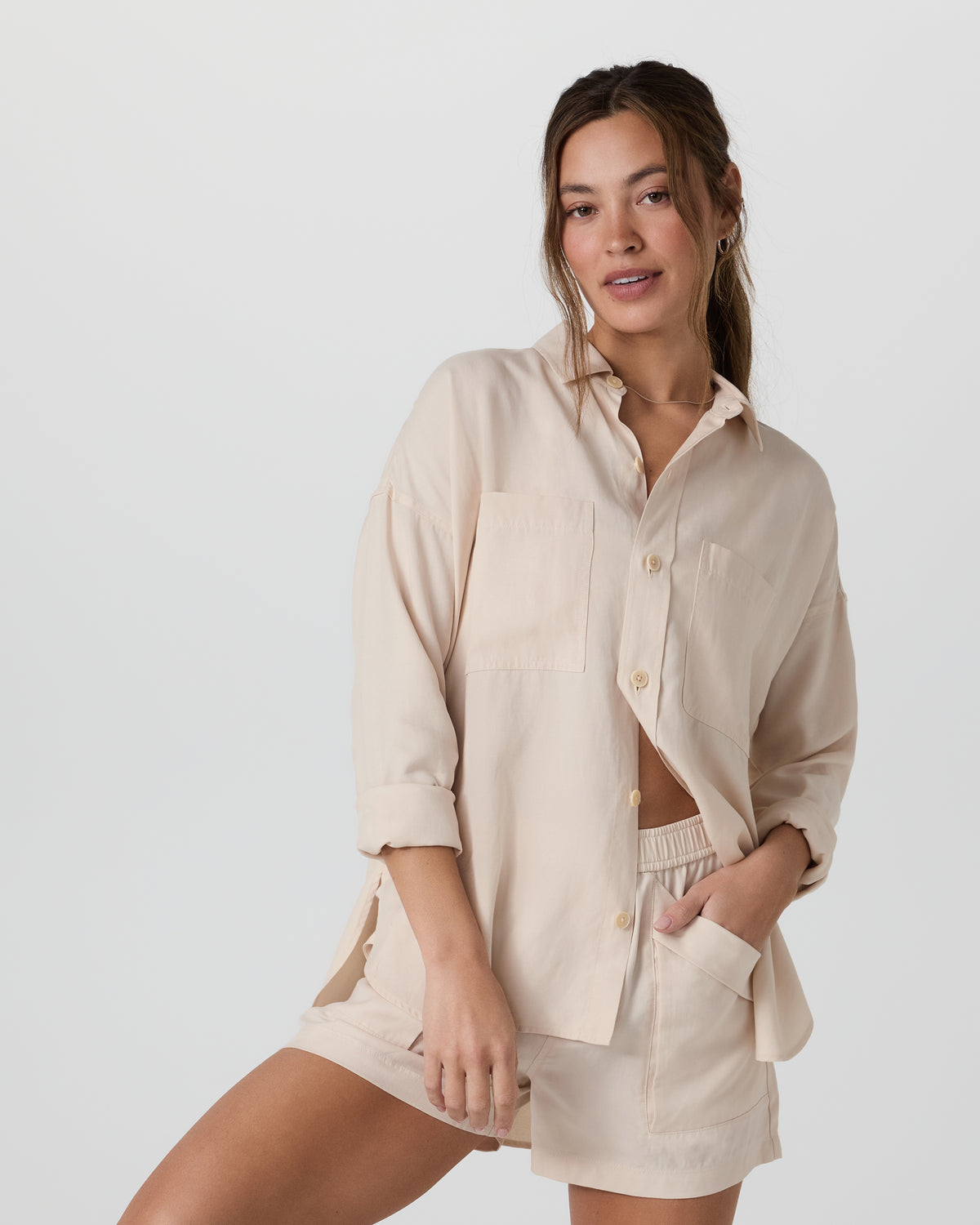 Women Vuori Trestles Twill Button Up Sand Dollar