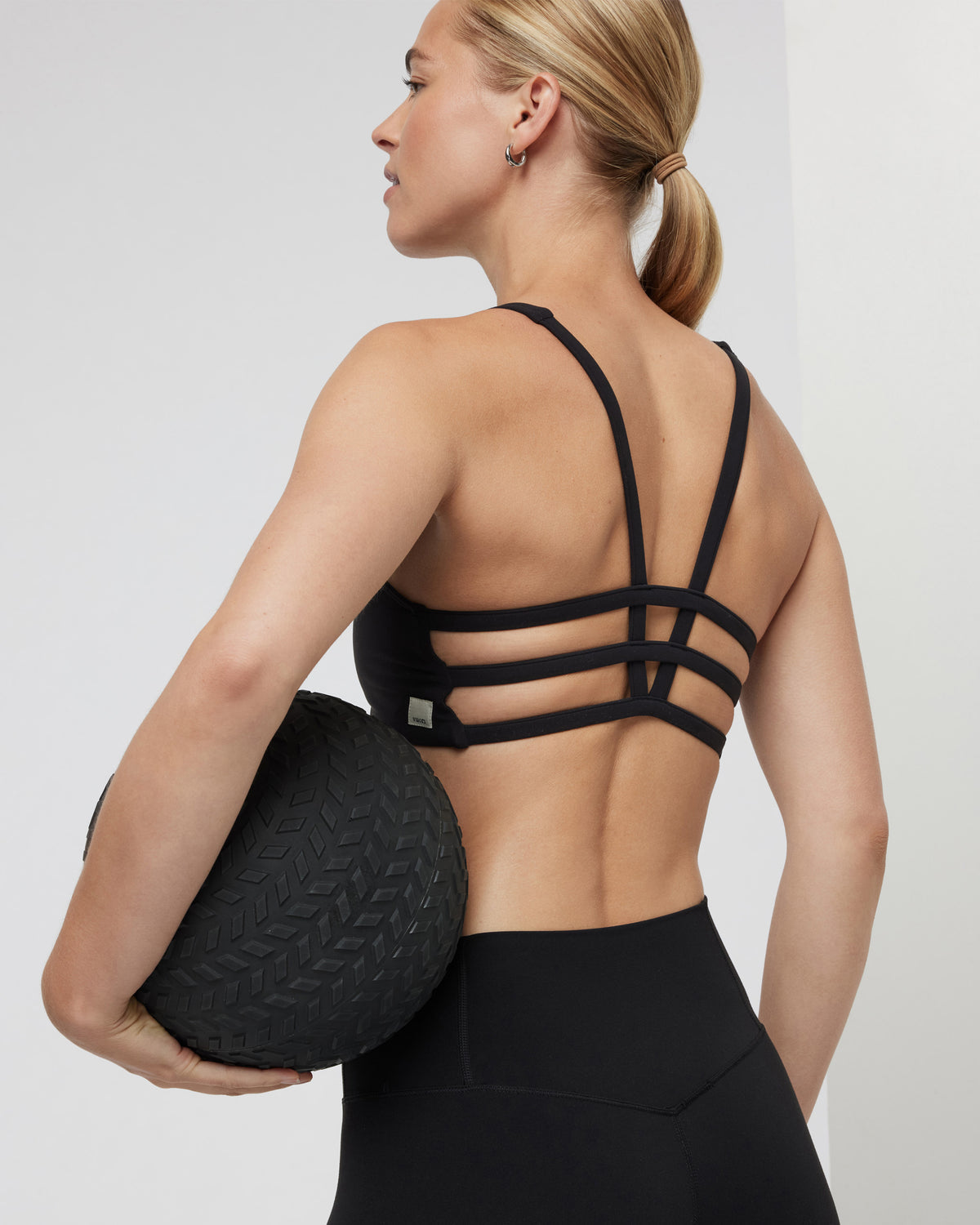 Women Vuori Yosemite Bra Black Strappy Sports Bra