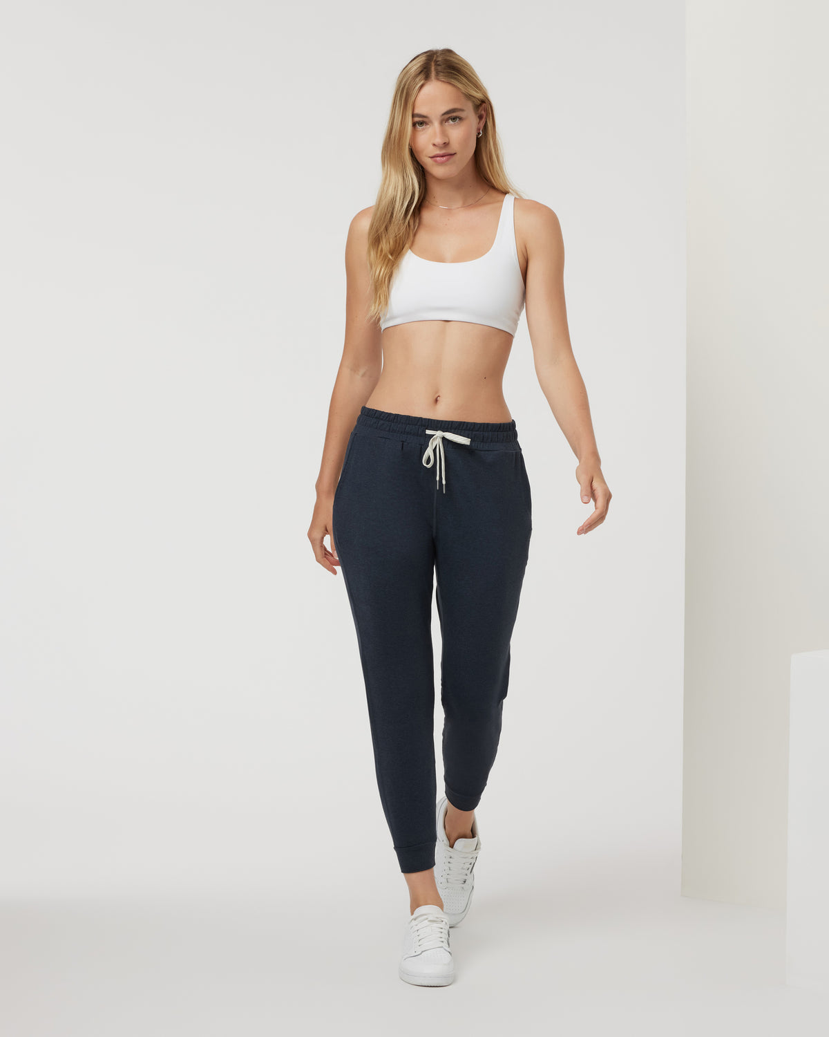 Women Vuori Yosemite Bra Women's White Sports Bra