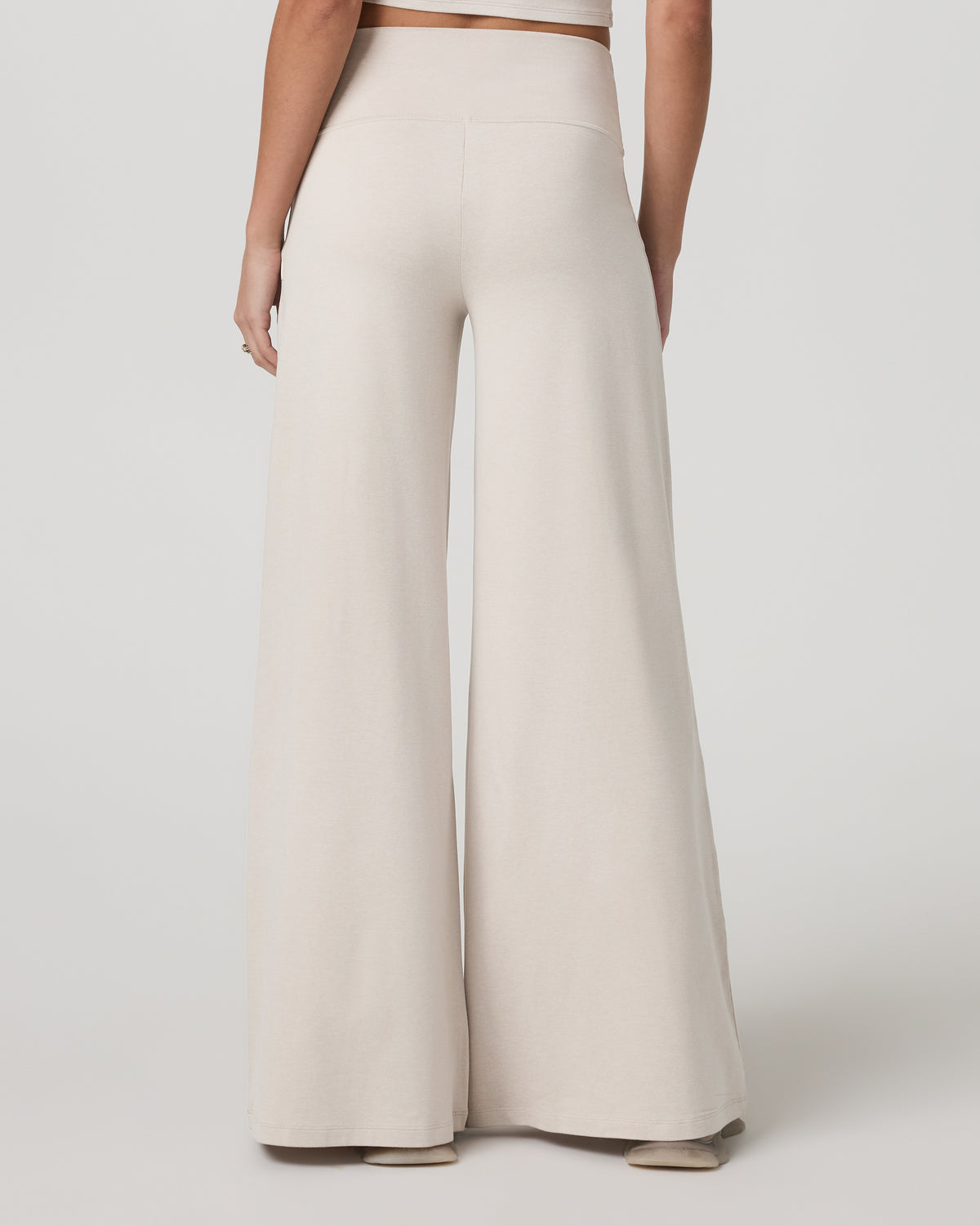 Women|New Vuori Halo Easy Wideleg Pant-Short Women's Ecru Heather Pants