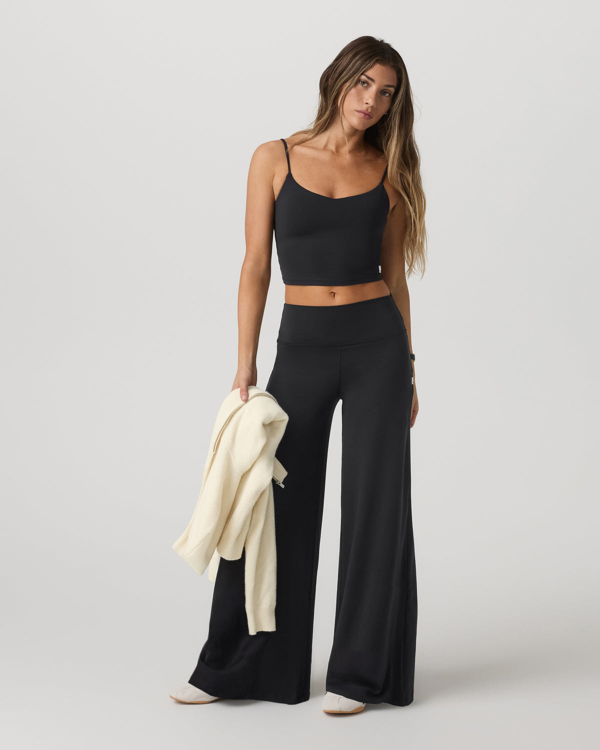 Women|New Vuori Halo Easy Wideleg Pant - Short Women's Solid Black Pants