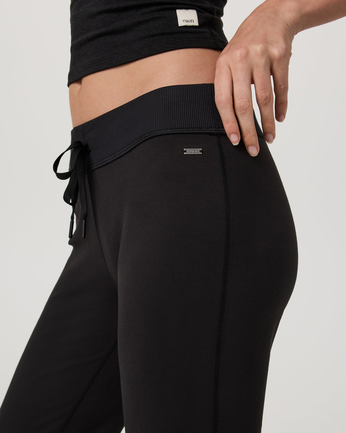 Women Vuori Halo Flare Pant Women's Solid Black Pants