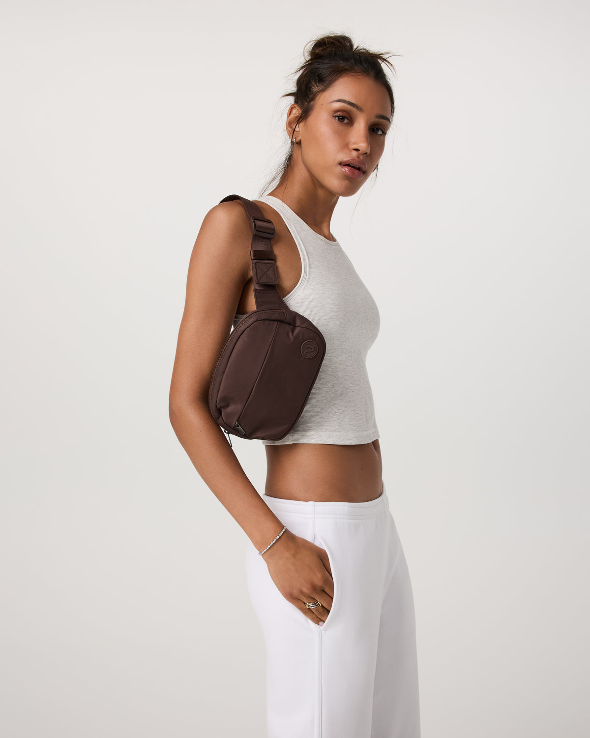 Women|Men|Accessories Vuori All Around Crossbody Java Crossbody Bag