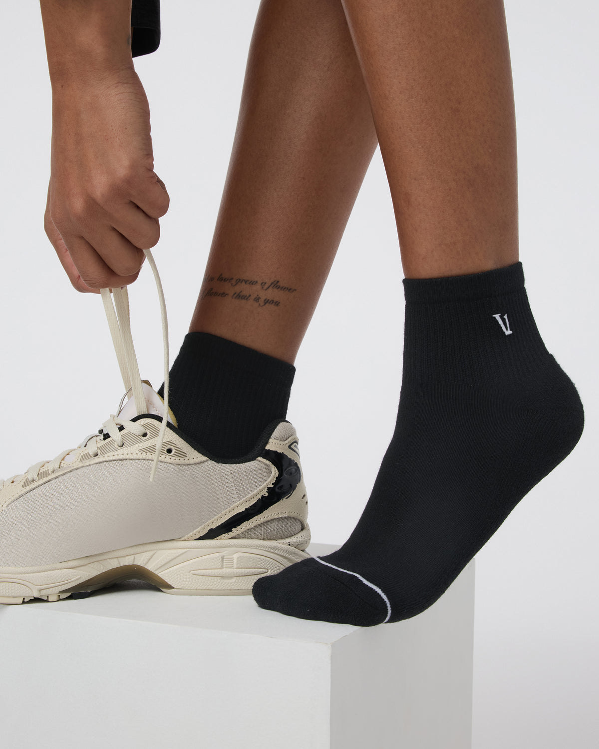 Women|Men|Accessories|New Vuori Quarter Crew V1 Sock 2.0 Black Quarter Crew Socks