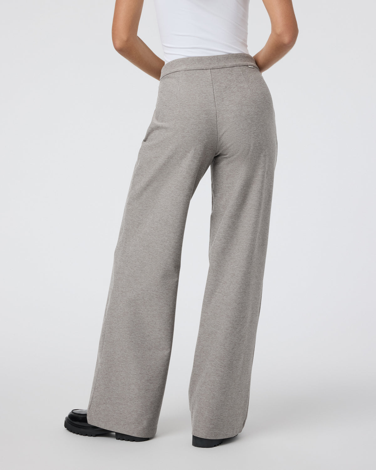 Women Vuori Elevation Trouser-Short Cobblestone High Rise Pants