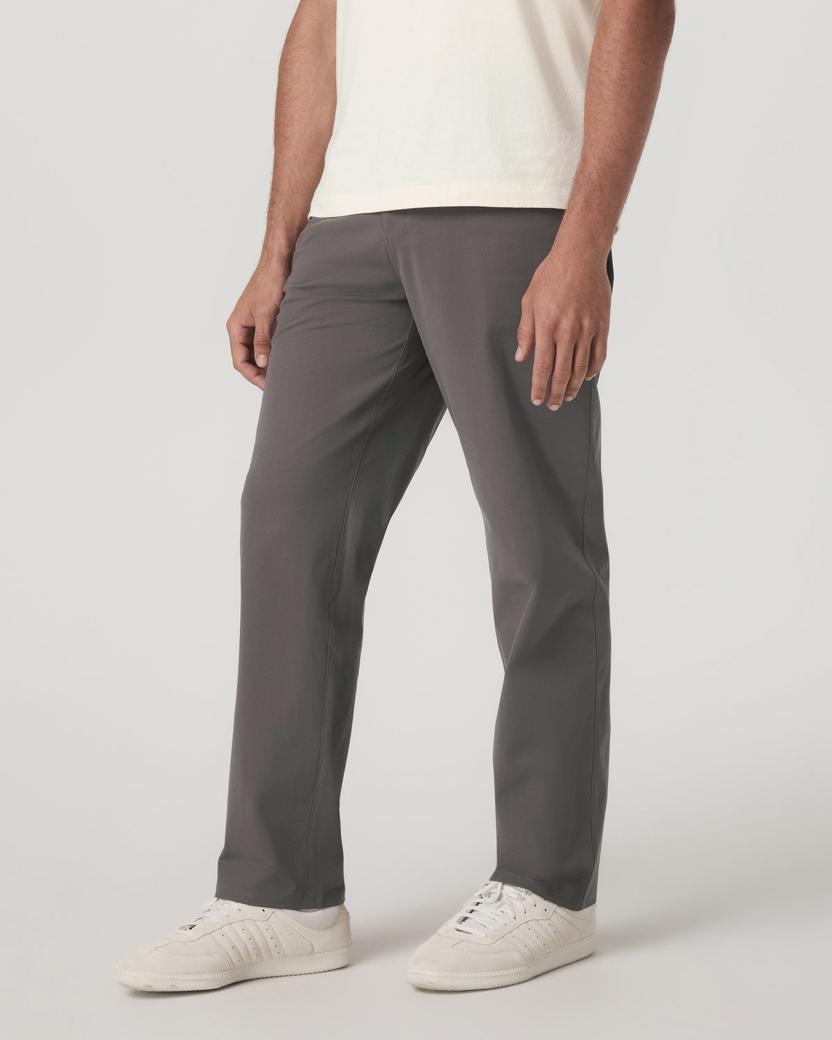 Men Vuori Meta Pant Classic Fit 30" Men's Warm Grey 5-Pocket Pant