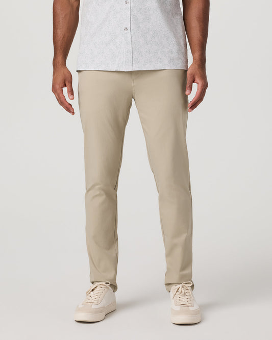 Men Vuori Men's Cascade Tech Chino Athletic Slim Fit 30" Trench