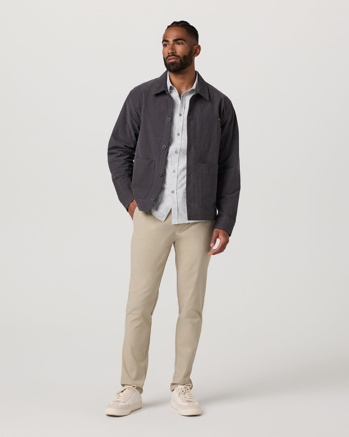 Men Vuori Men's Cascade Tech Chino Athletic Slim Fit 30" Trench