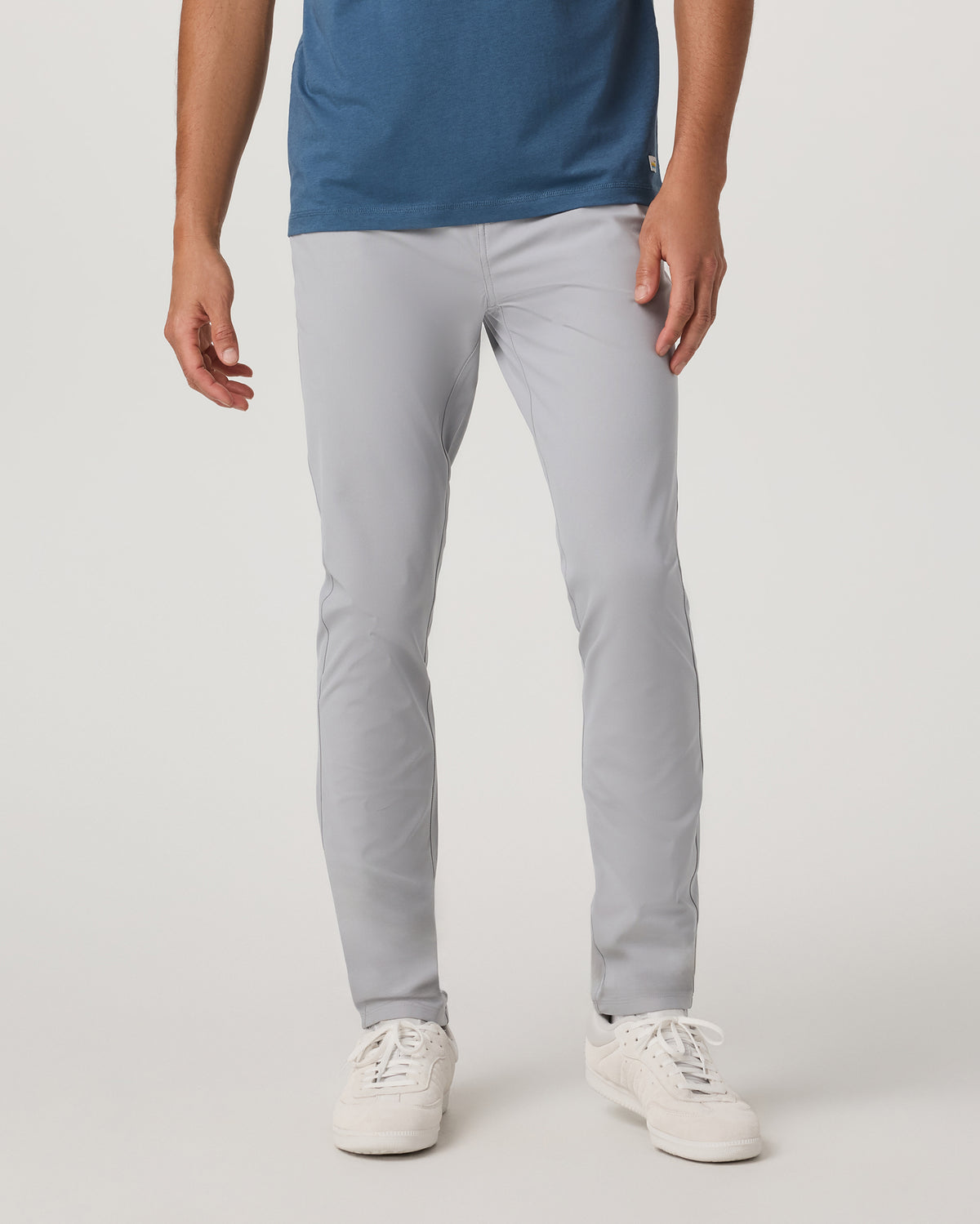 Men Vuori Meta Pant Athletic Slim Fit 32" Sea Fog 5-Pocket Pants