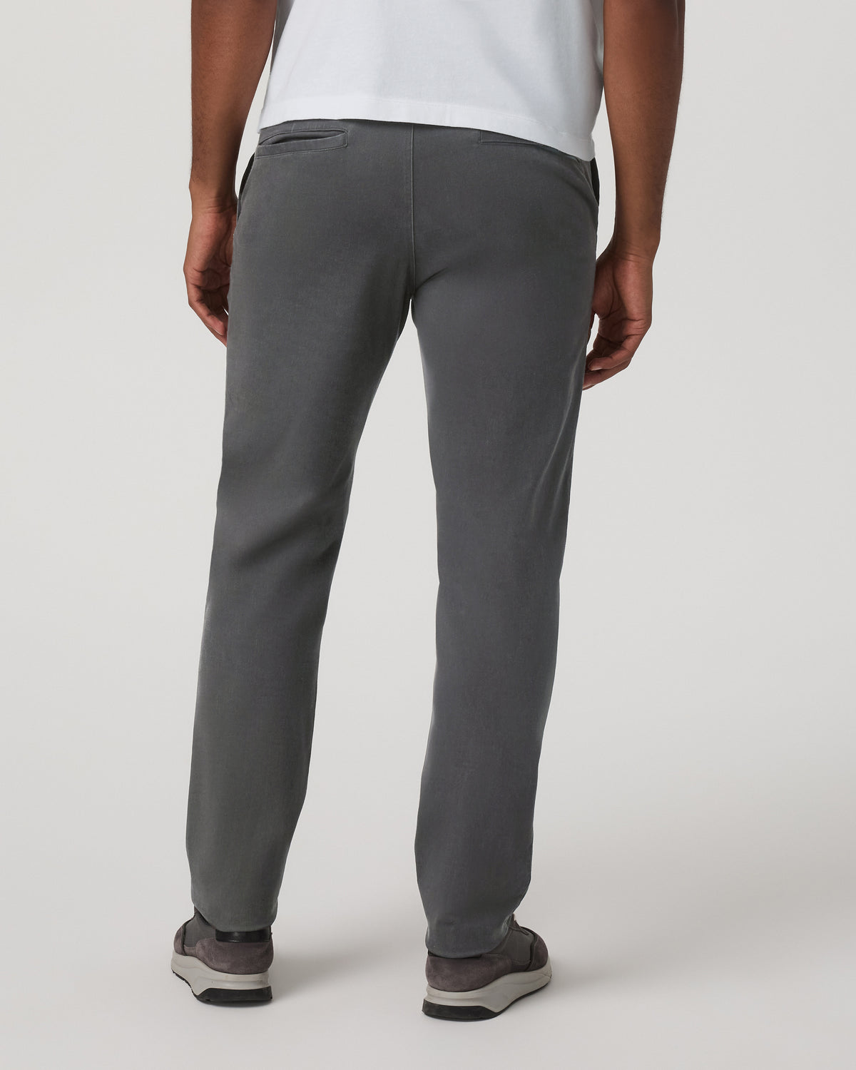 Men Vuori Fletcher Chino Pant Classic 32" Men's Dark Pewter Chino Pants