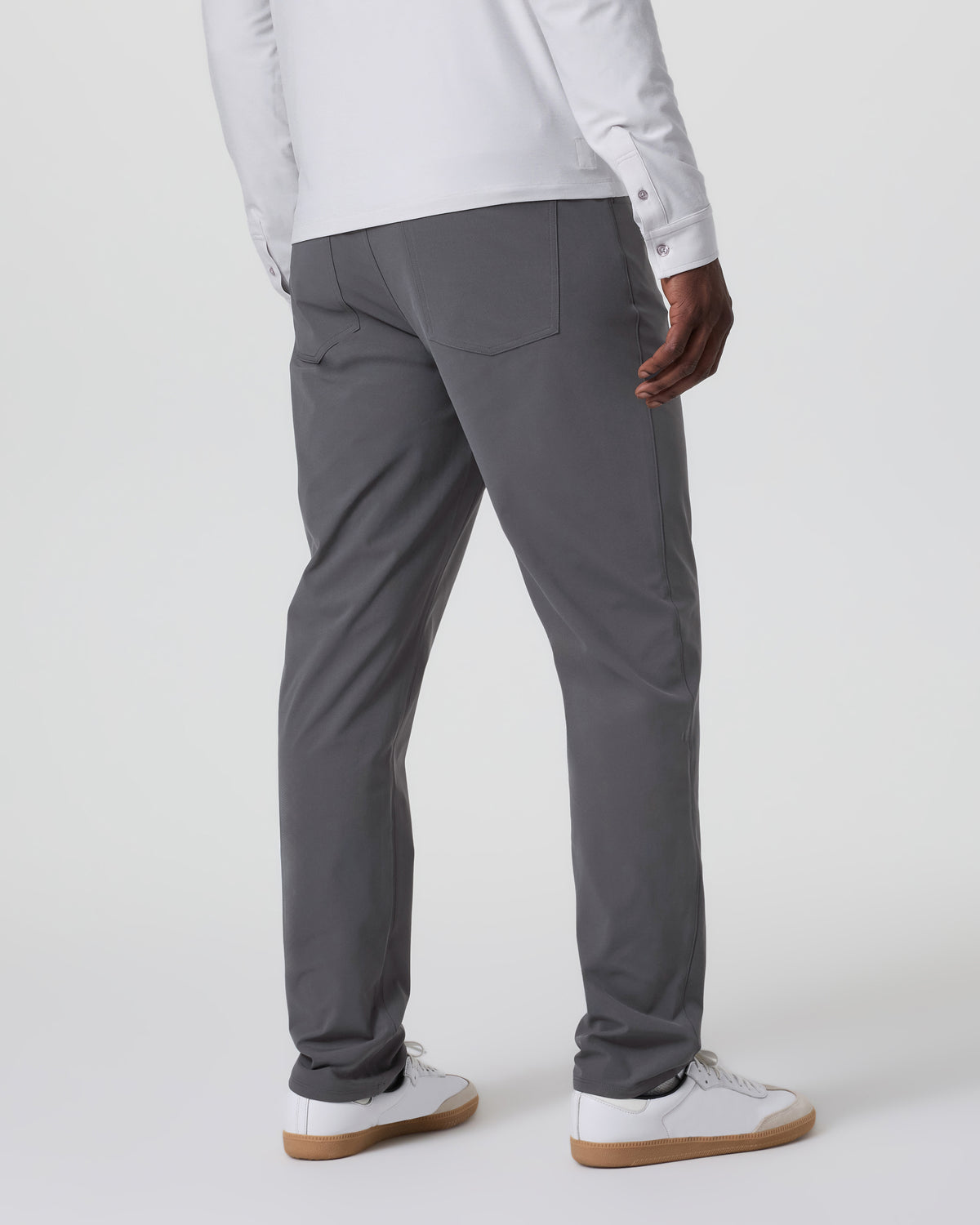 Men Vuori Meta Pant Classic Fit 32" Charcoal