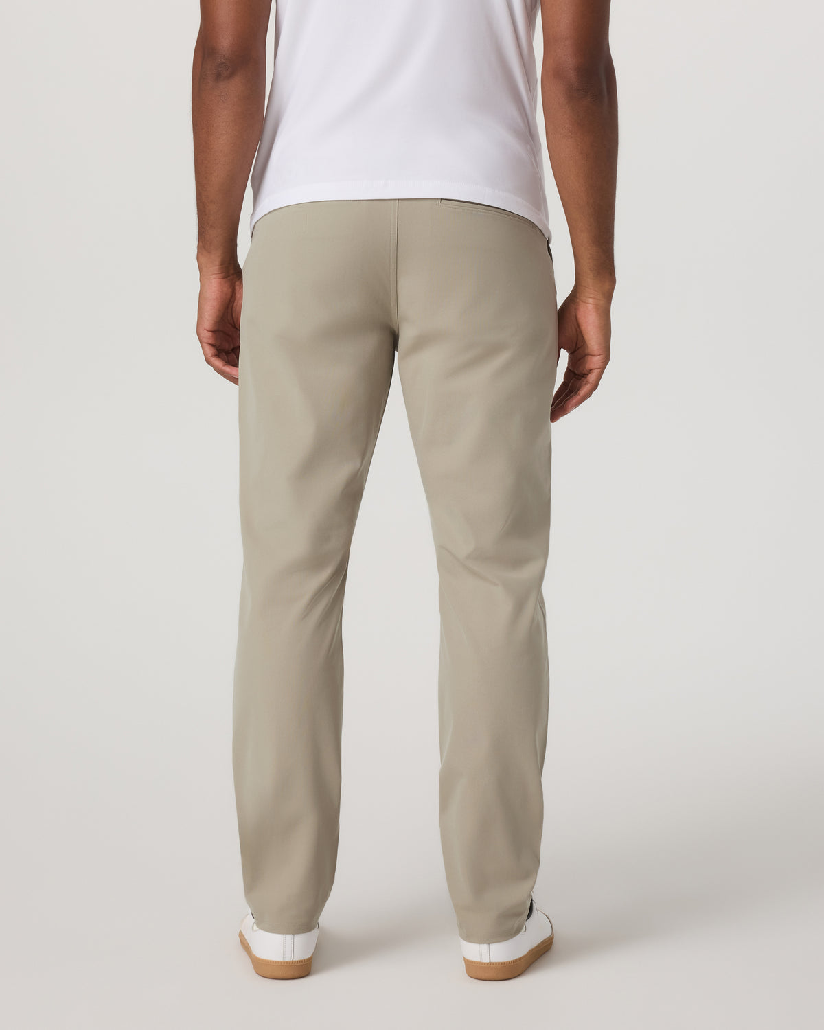Men Vuori Meta Trouser Classic Fit 32" Men's Truffle Tailored Pants
