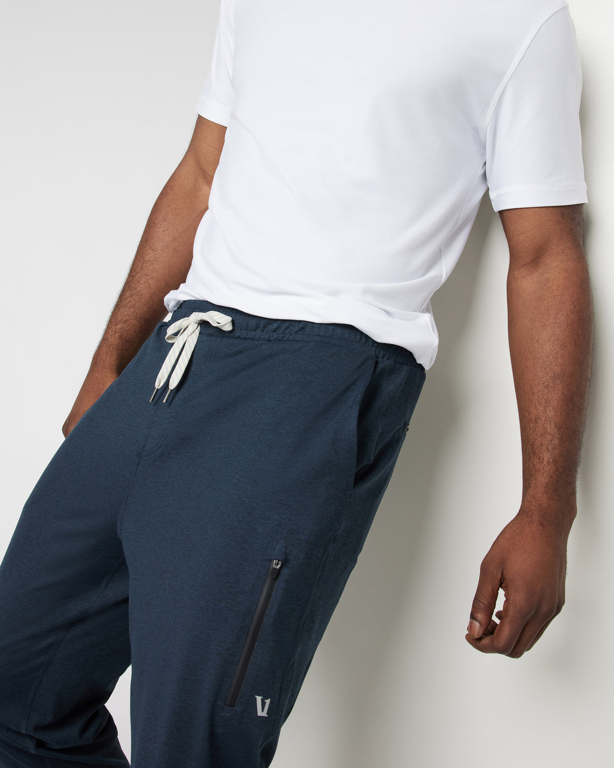 Men Vuori Sunday Performance Jogger Ink Navy Blue Joggers