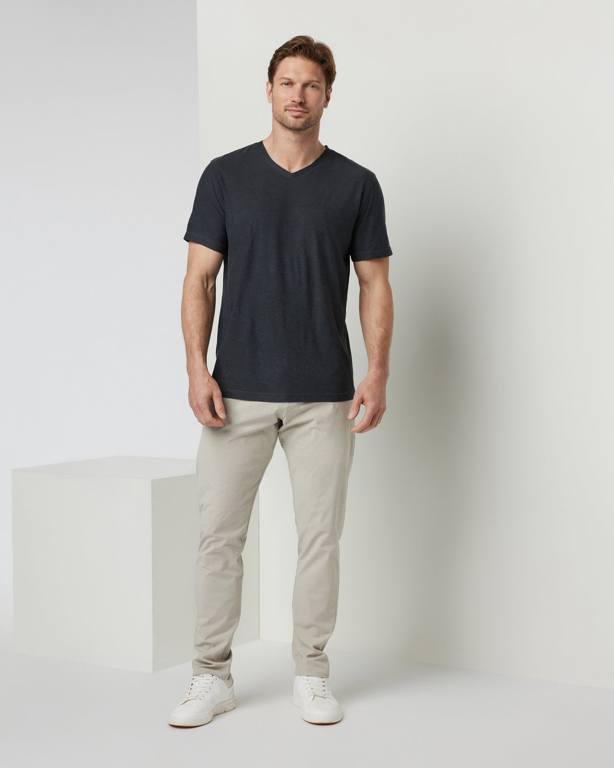 Men Vuori Aim Pant Khaki Pant for Men Clothing