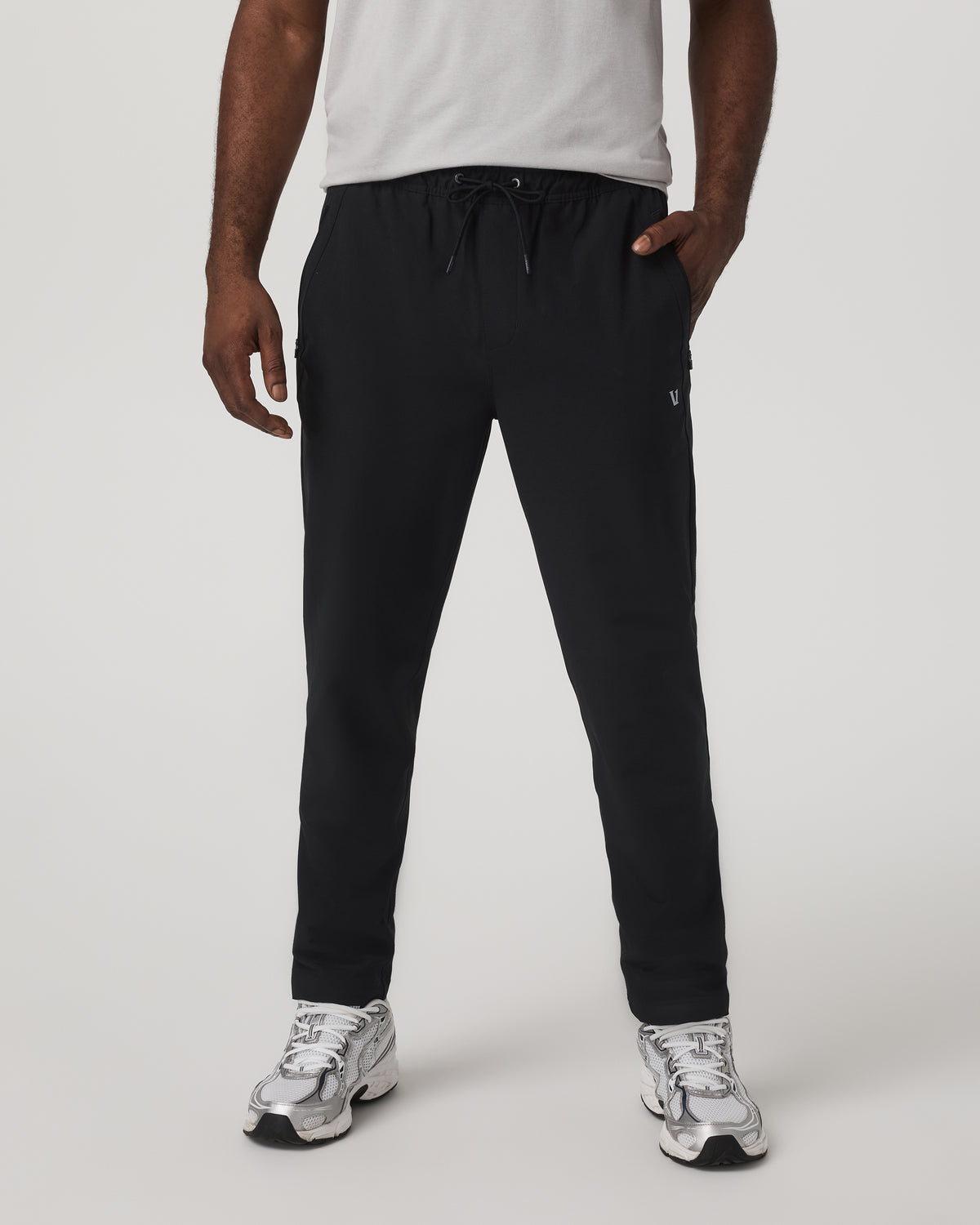 Men Vuori Train Tech HD Pant Classic 29" Men's Black Pants