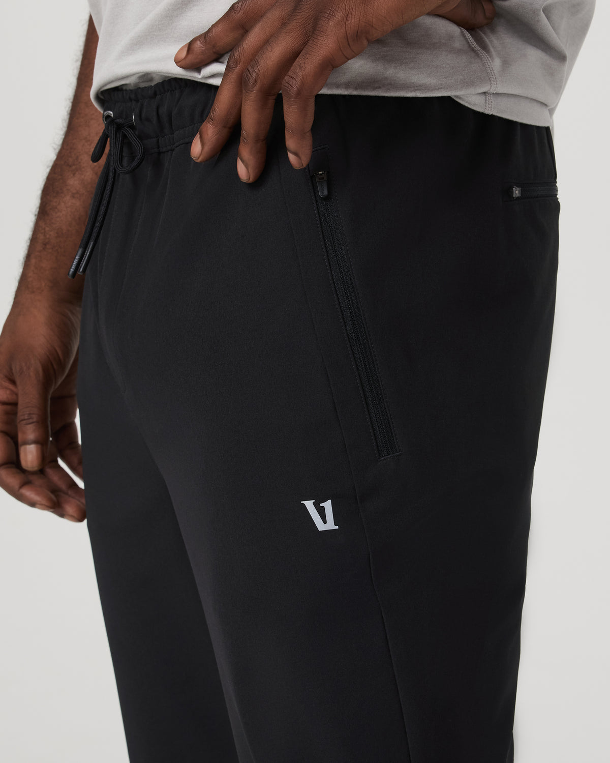 Men Vuori Train Tech HD Pant Classic 29" Men's Black Pants