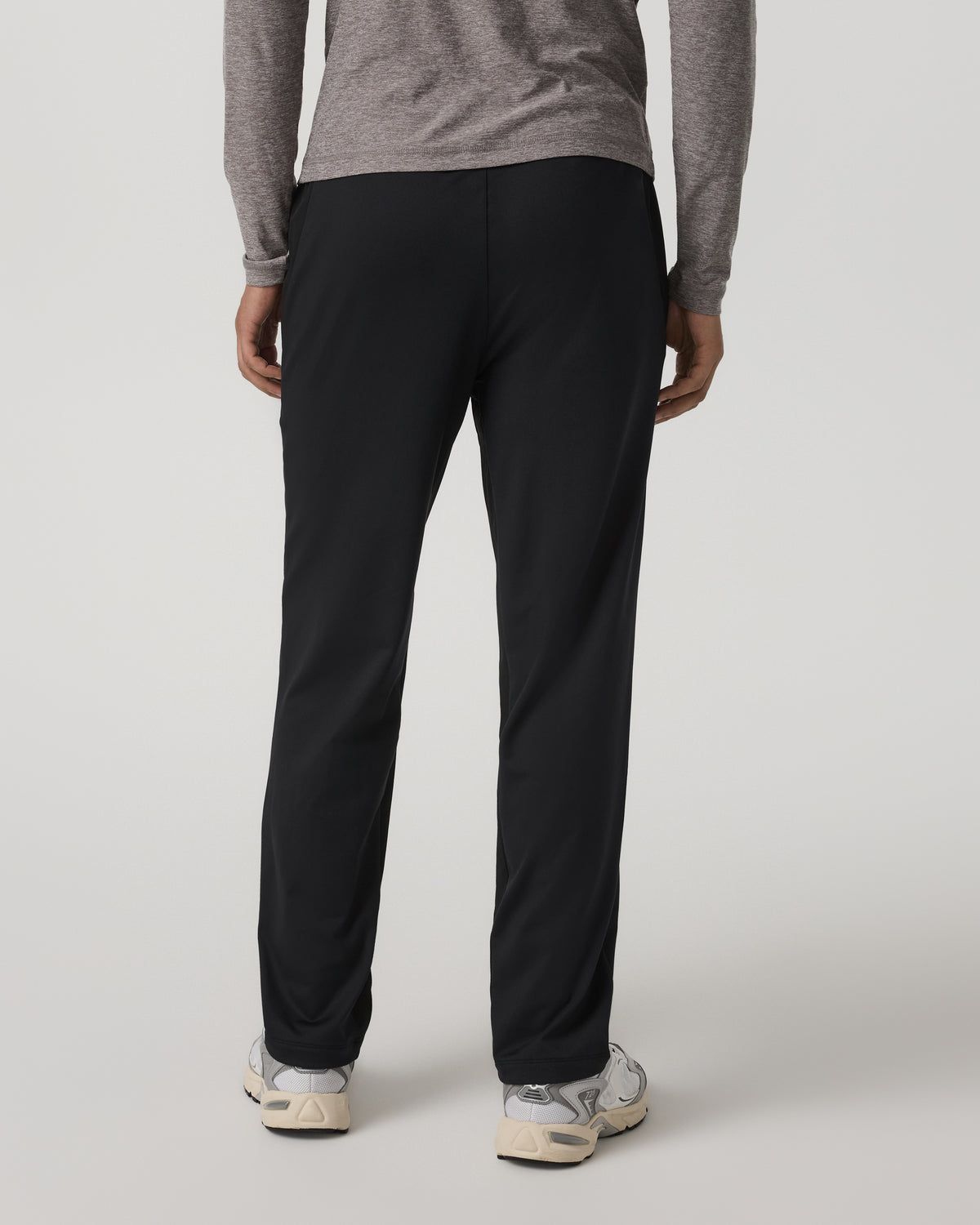 Men Vuori Sunday Performance Track Pant 30" Men's Black Pants