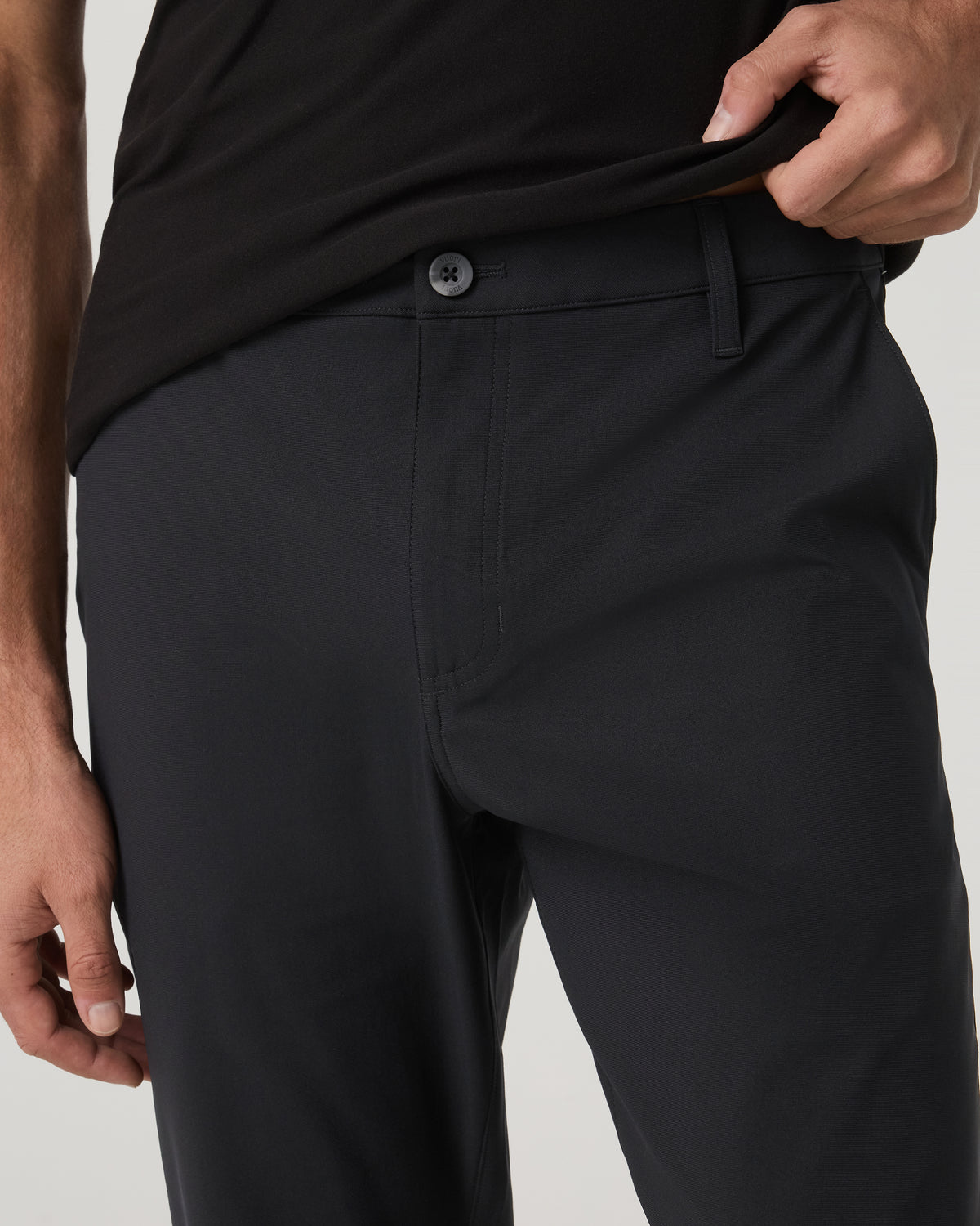 Men Vuori Meta Trouser Classic Fit 30" Men's Black Tailored Pants