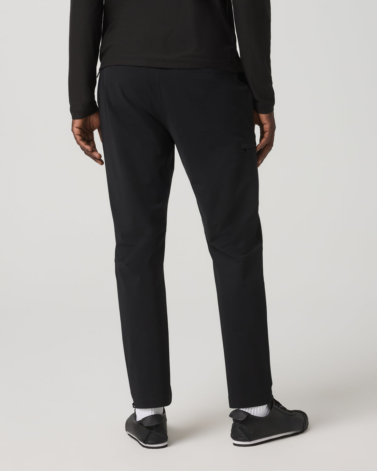 Men Vuori Fleet Trouser Classic Fit 30" Men's Black Chino Pants