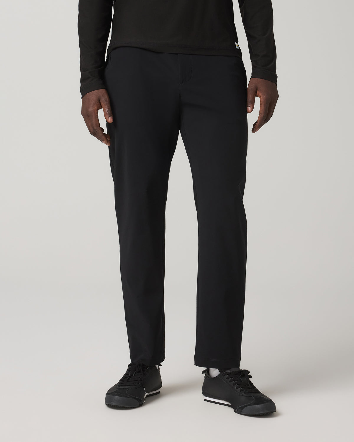 Men Vuori Fleet Trouser Classic Fit 30" Men's Black Chino Pants