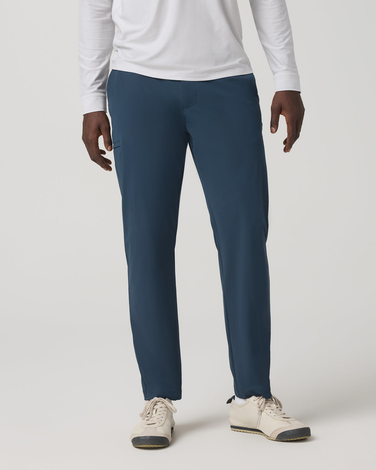 Men Vuori Fleet Trouser Classic Fit 30" Men's Ocean Blue Chino Pant