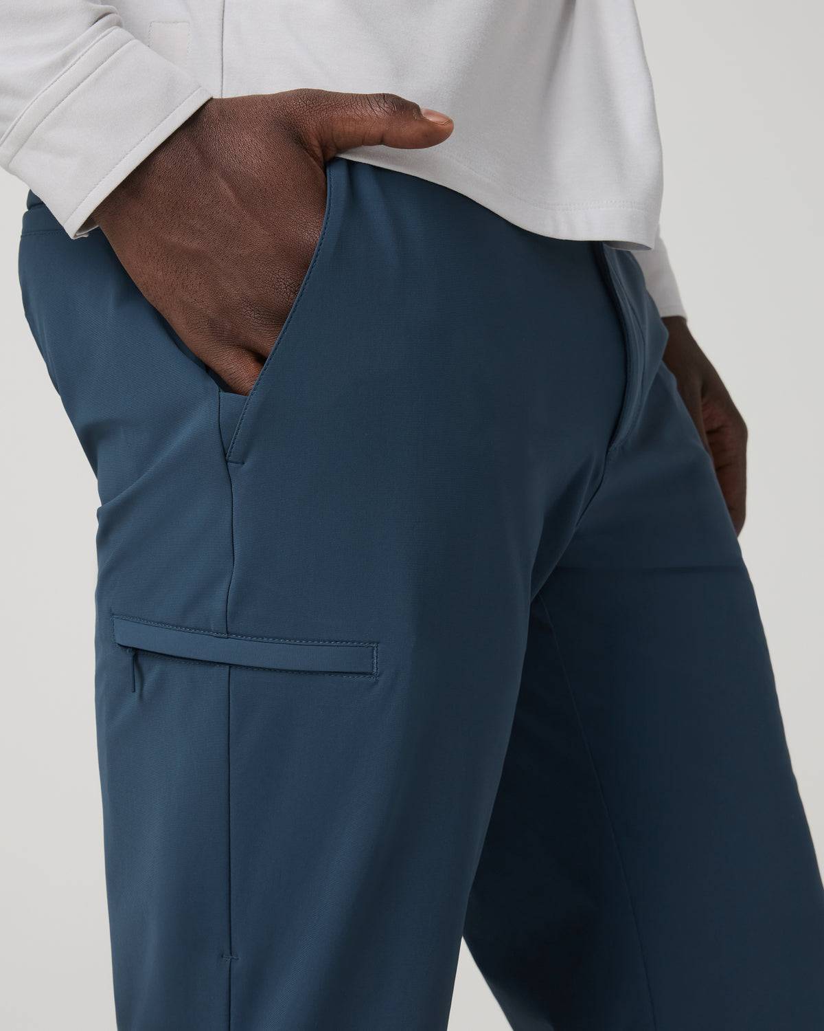 Men Vuori Fleet Trouser Classic Fit 30" Men's Ocean Blue Chino Pant