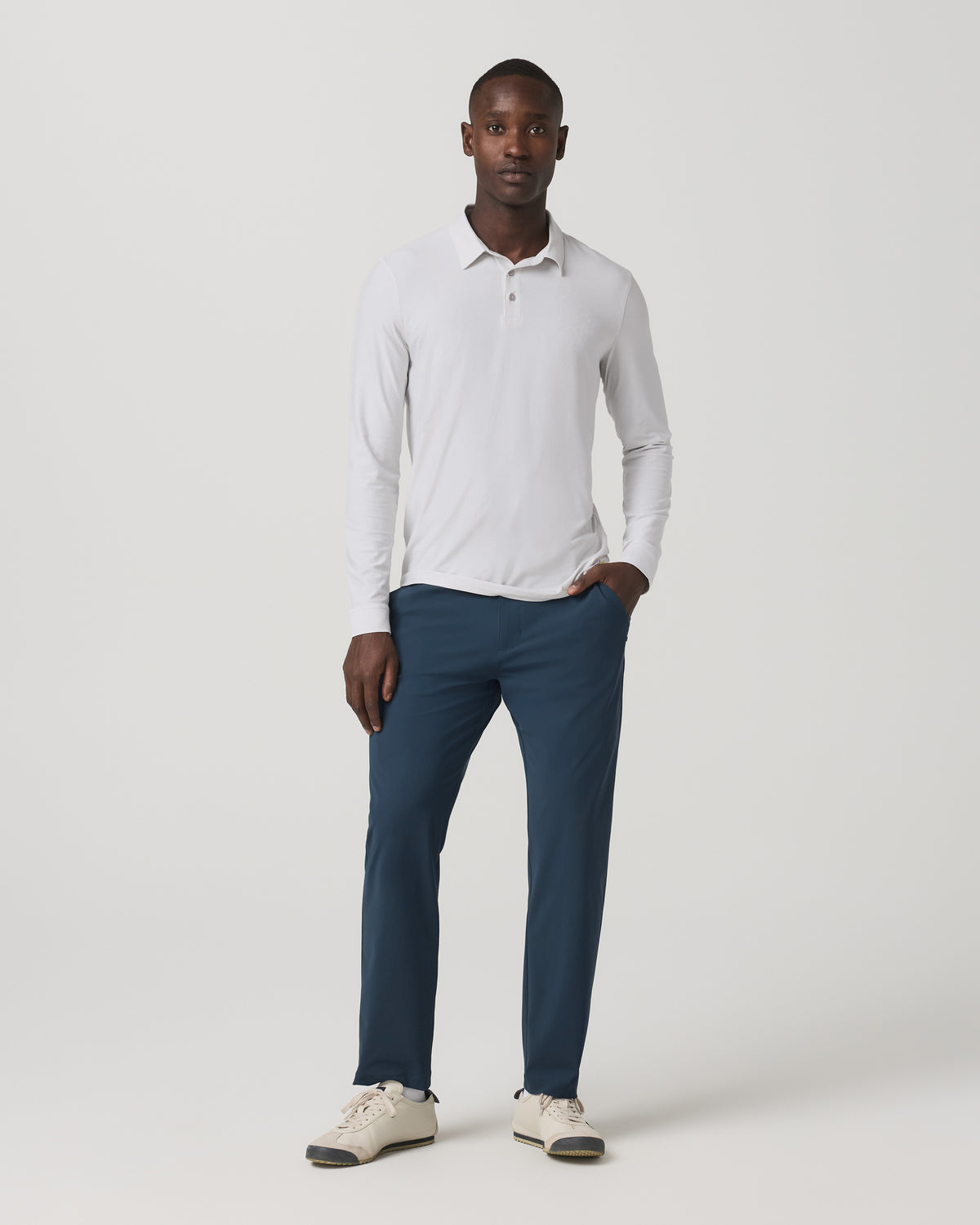 Men Vuori Fleet Trouser Classic Fit 30" Men's Ocean Blue Chino Pant
