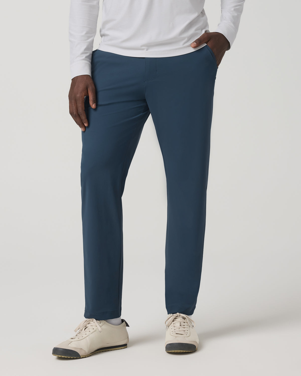Men Vuori Fleet Trouser Classic Fit 30" Men's Ocean Blue Chino Pant