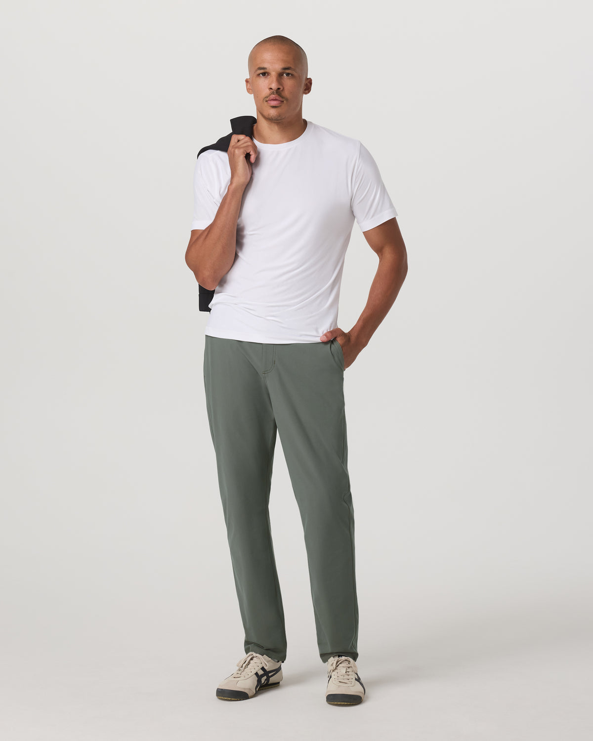 Men Vuori Meta Trouser Classic Fit 32" Men's Light Oregano Pants