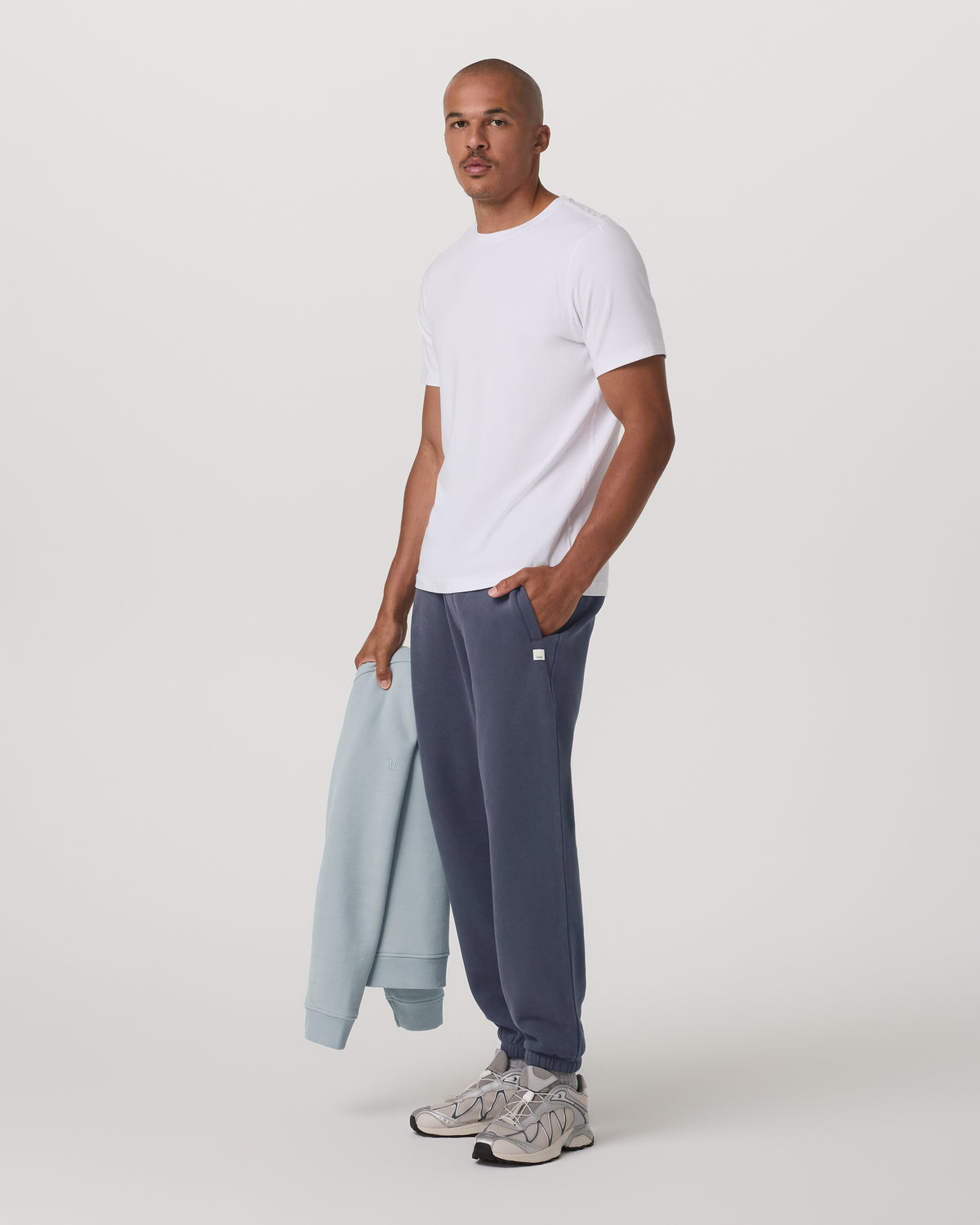 Men Vuori Seaside Sweatpant 28" Men's Relaxed Fit Azure Sweatpant