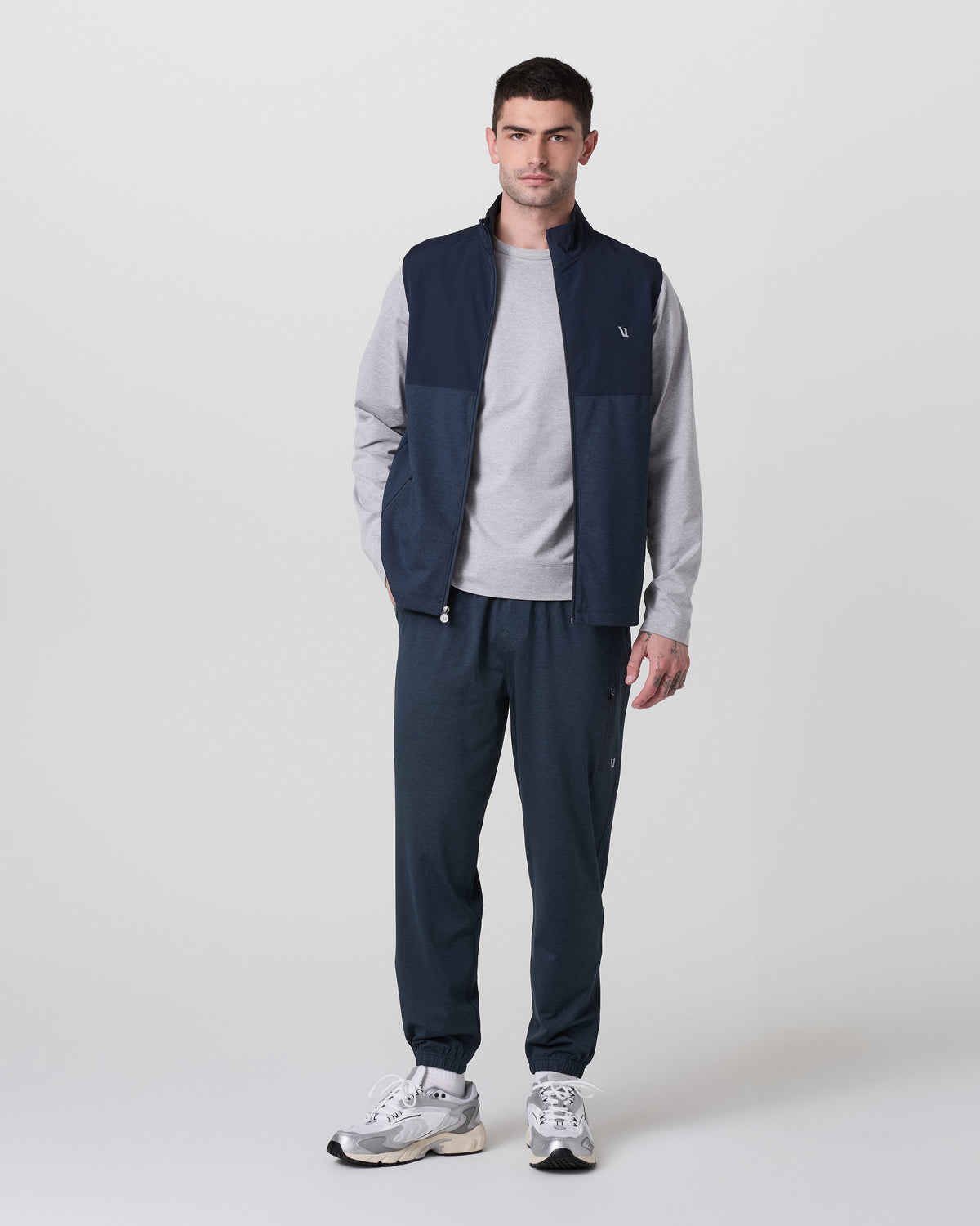Men Vuori Sunday Performance Sweatpant Classic 28" Ink Heather