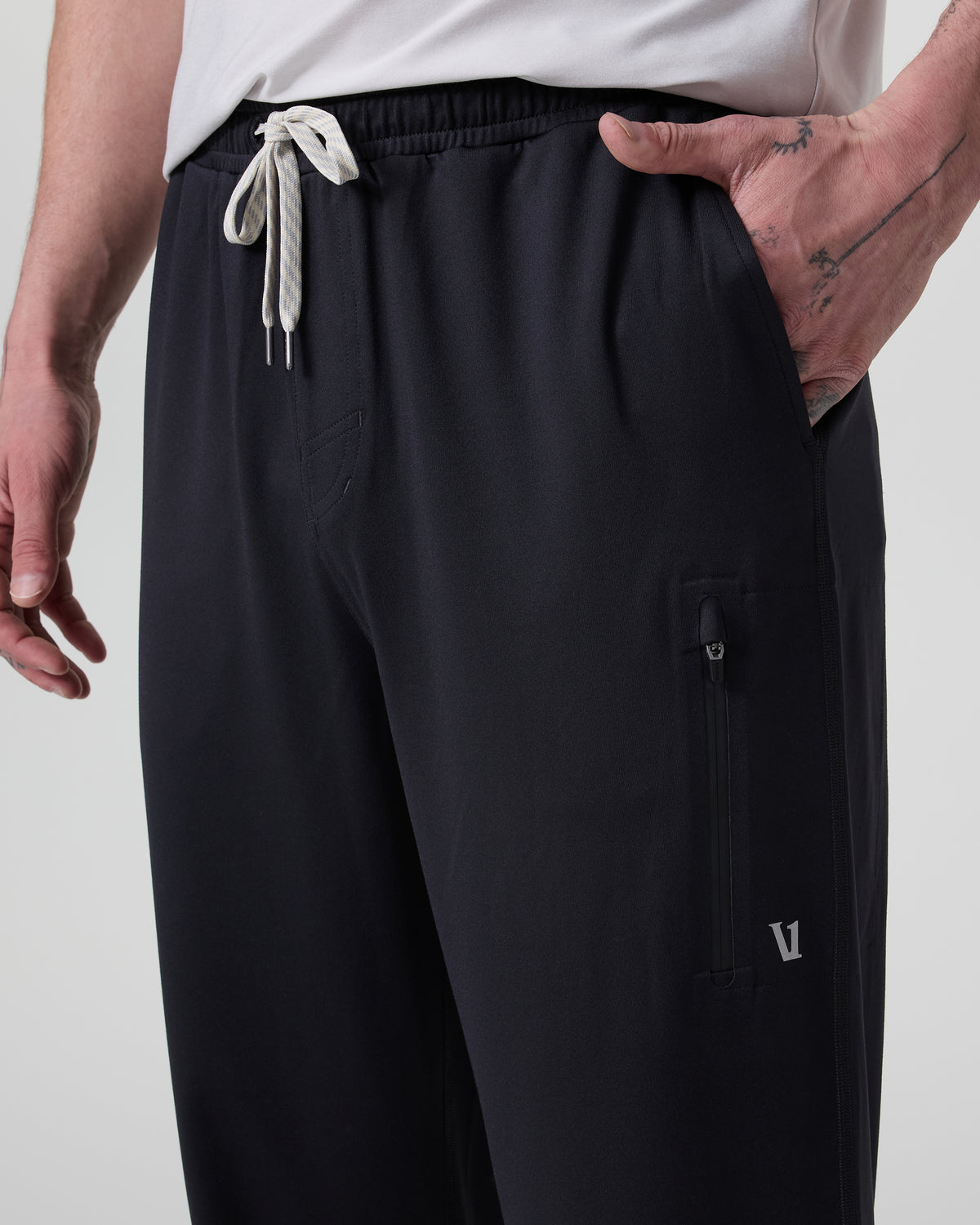 Men Vuori Sunday Performance Sweatpant Classic 28" Black