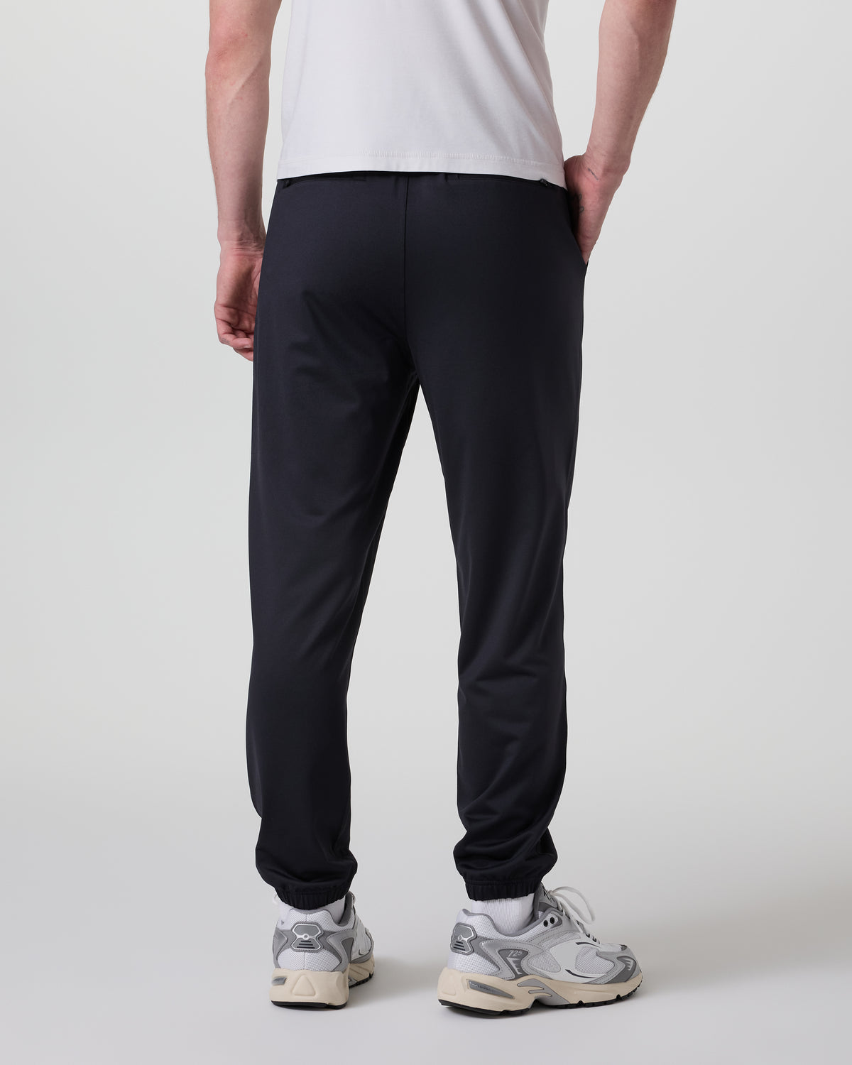 Men Vuori Sunday Performance Sweatpant Classic 28" Black