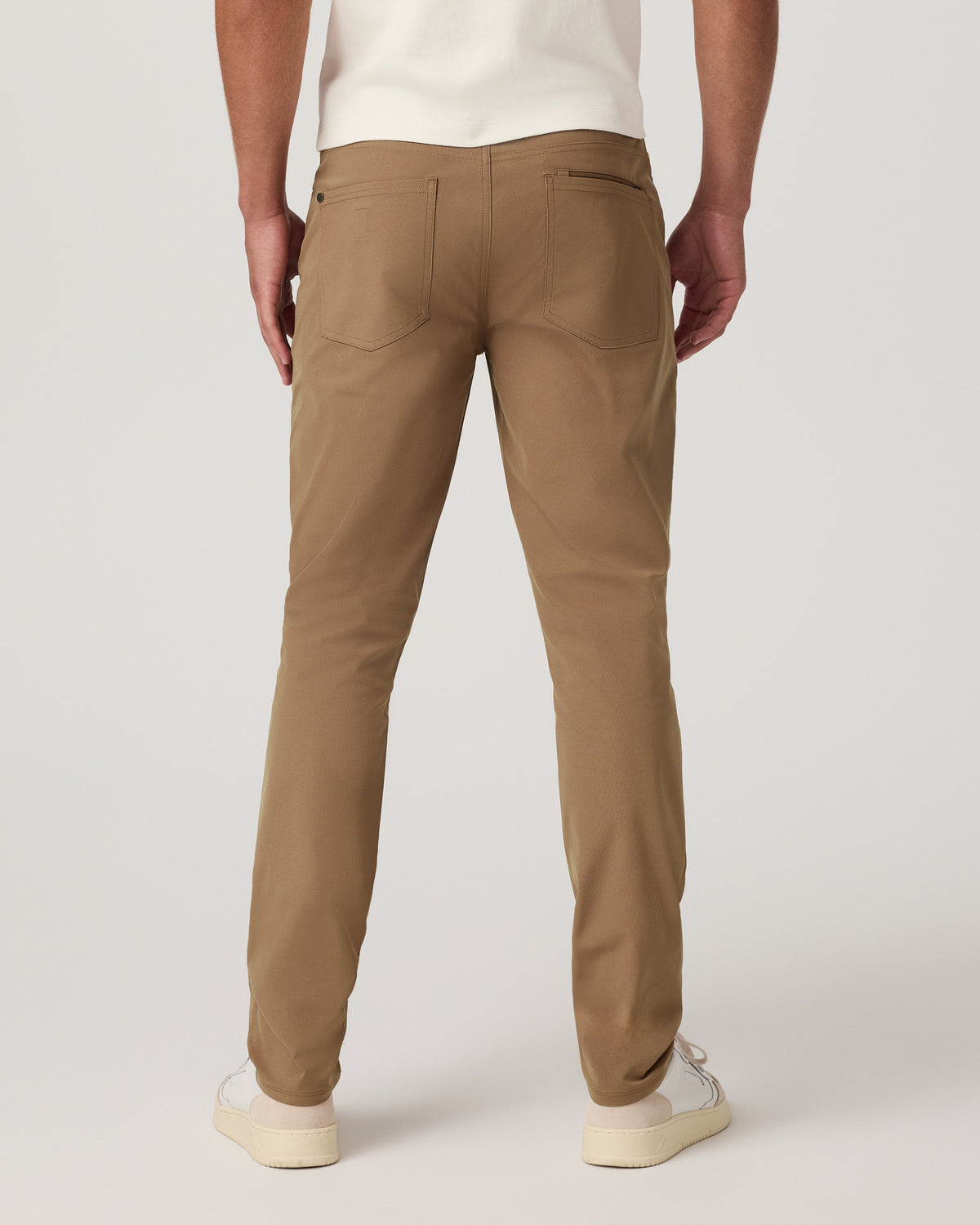 Men Vuori Meta Pant Athletic Slim Fit 30" Men's Pecan 5-Pocket Pant