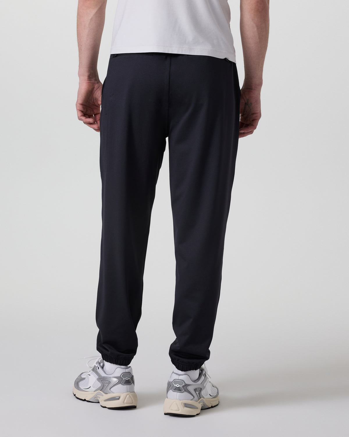 Men Vuori Sunday Performance Sweatpant Classic 30" Black