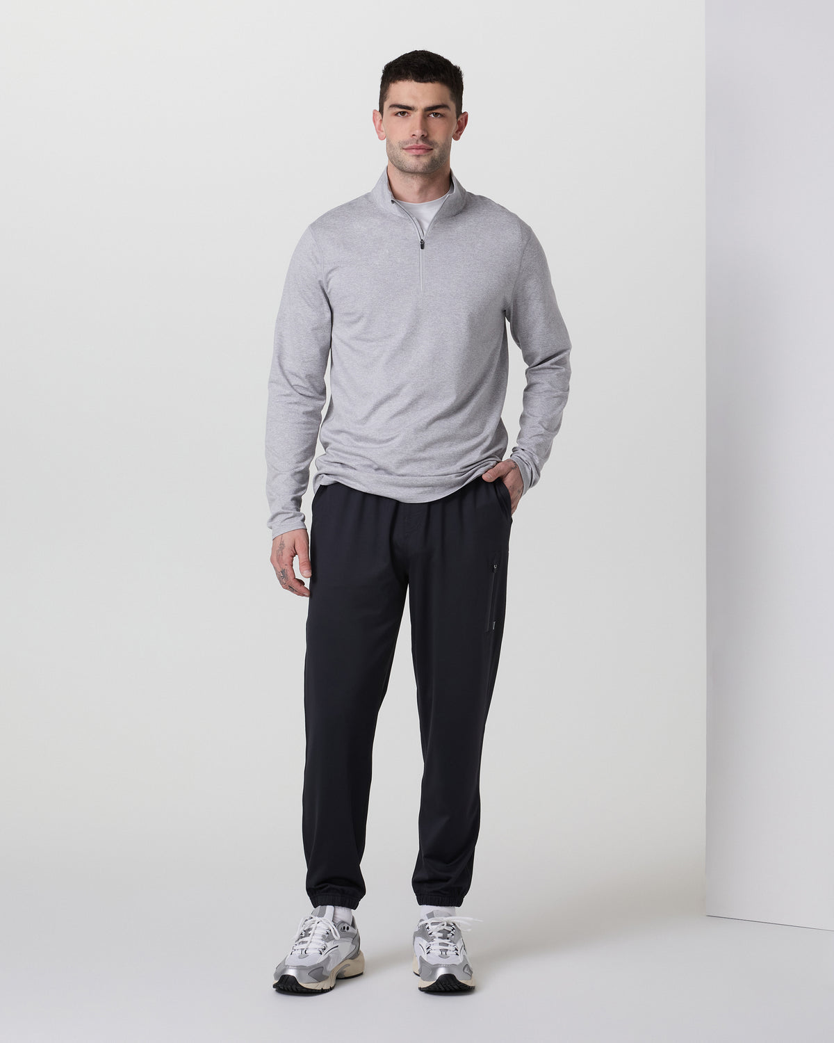 Men Vuori Sunday Performance Sweatpant Classic 30" Black