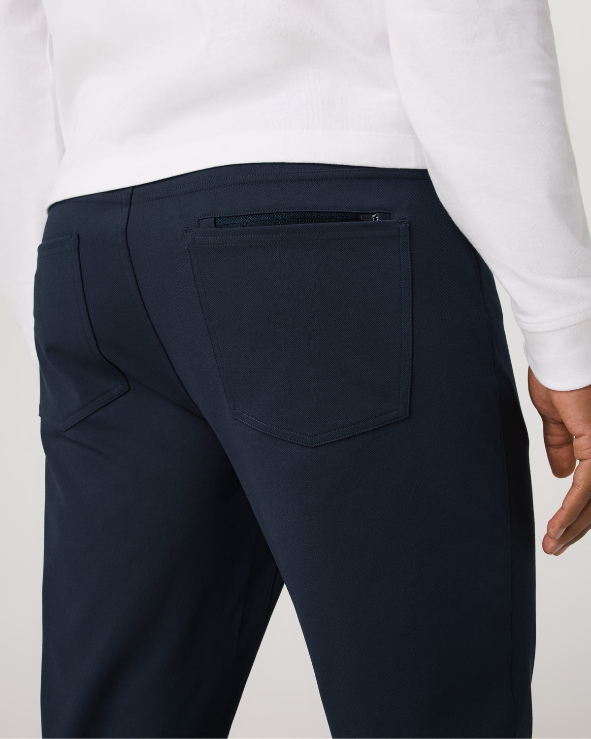 Men Vuori MetaTwill Pant Classic Fit 32" Men's Navy Pants