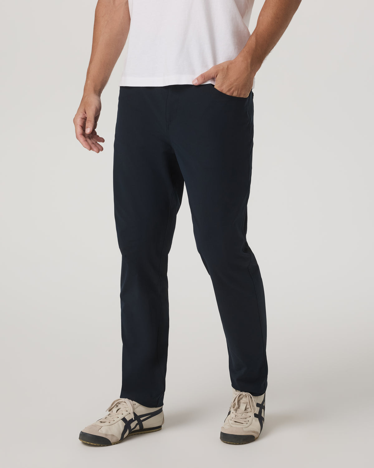 Men Vuori Meta Pant Classic Fit 34" Men's Ink 5-Pocket Pants