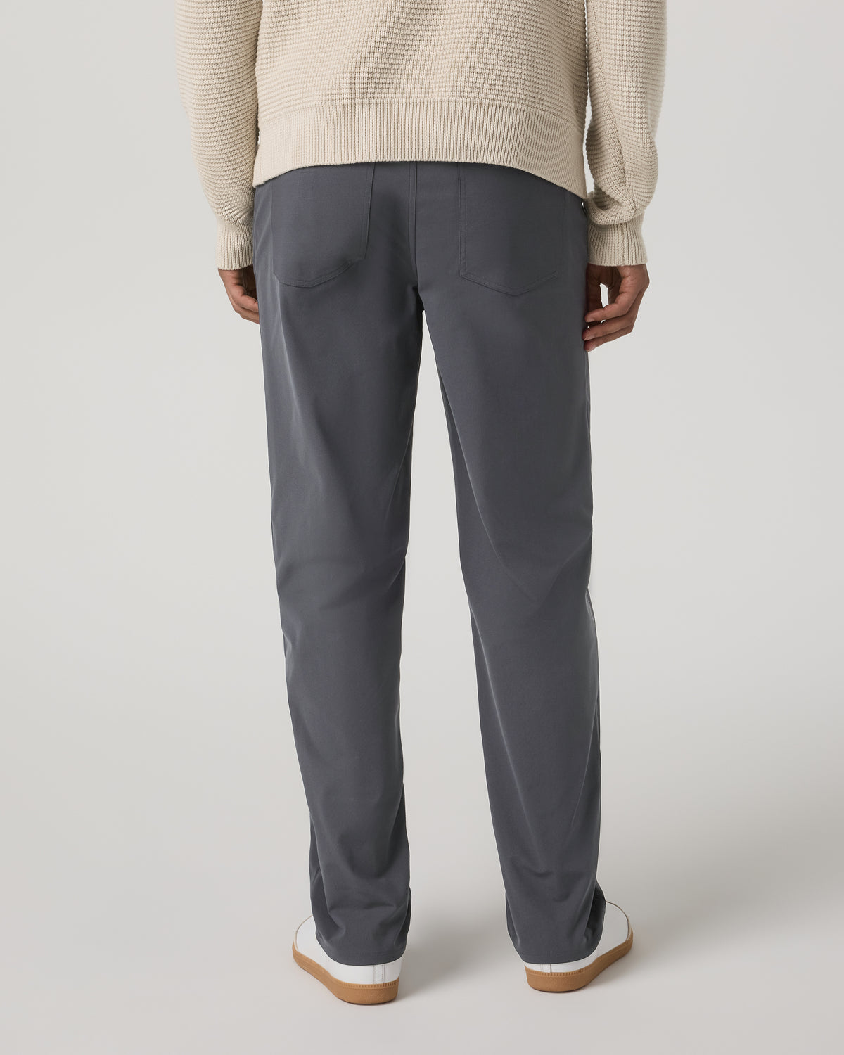 Men Vuori Meta Pant Relaxed 30" Charcoal