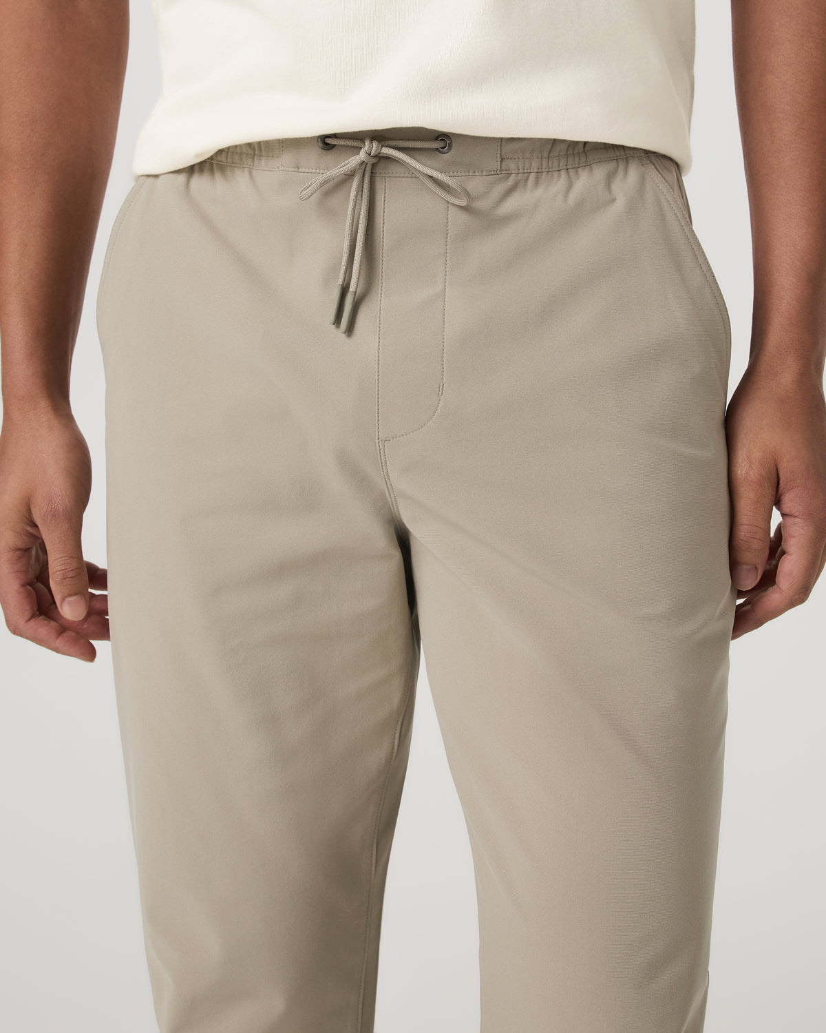 Men Vuori Meta Elastic Waist Pant Classic Fit 32" Men's Truffle Pants