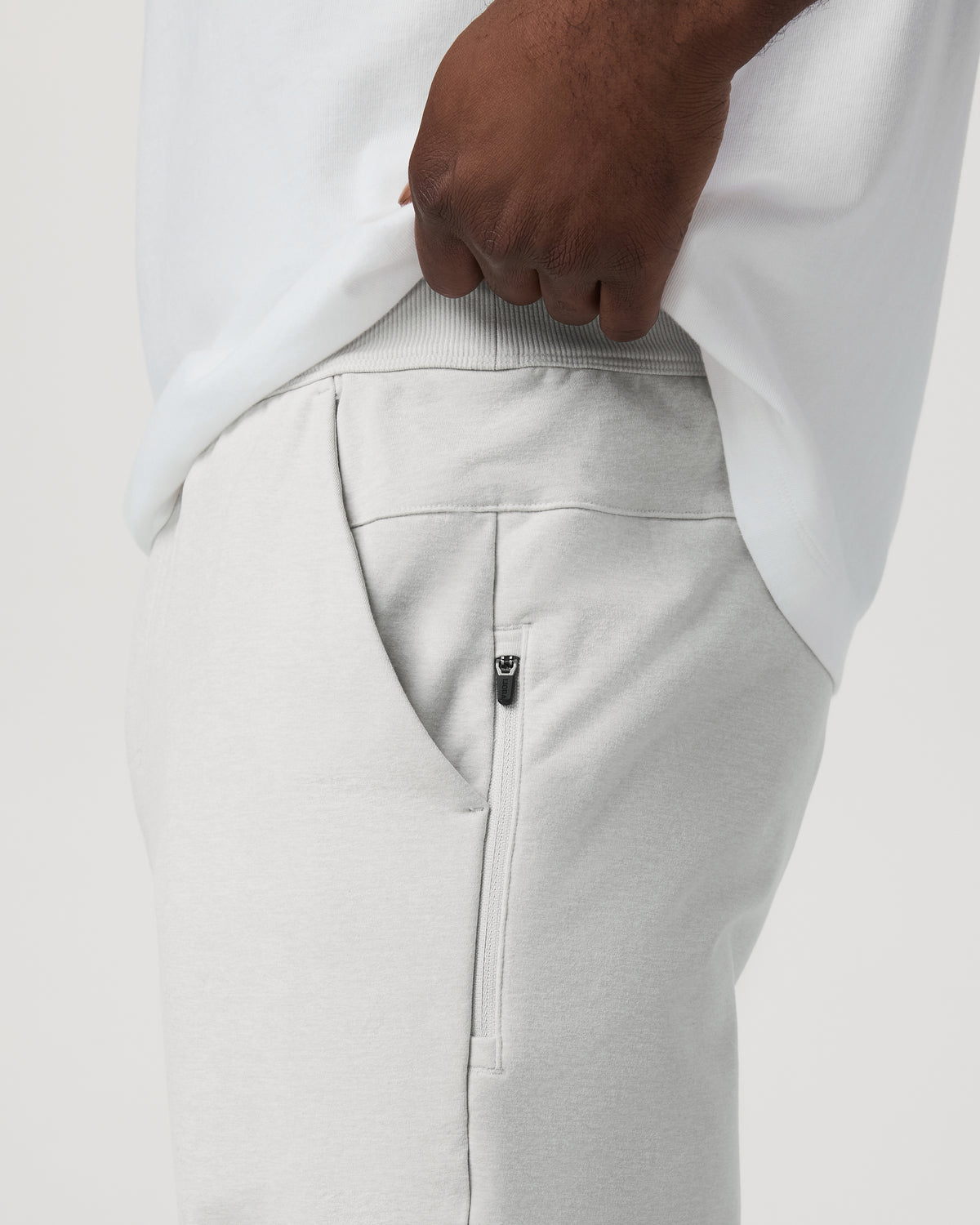 Men Vuori Men's Coronado Sweatpant 28" Salt Heather