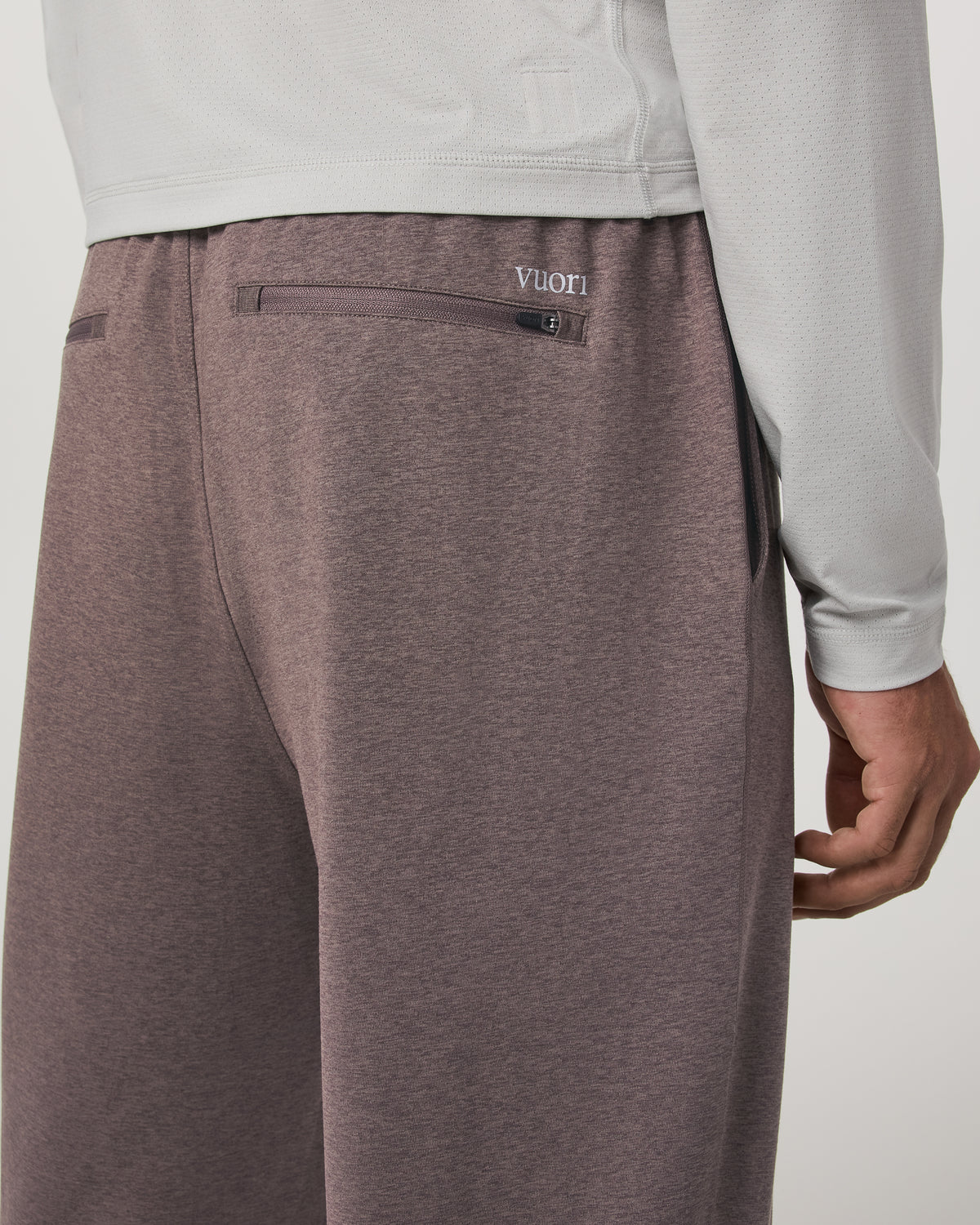 Men Vuori Sunday Performance Sweatpant 28" Men's Huckleberry Pant