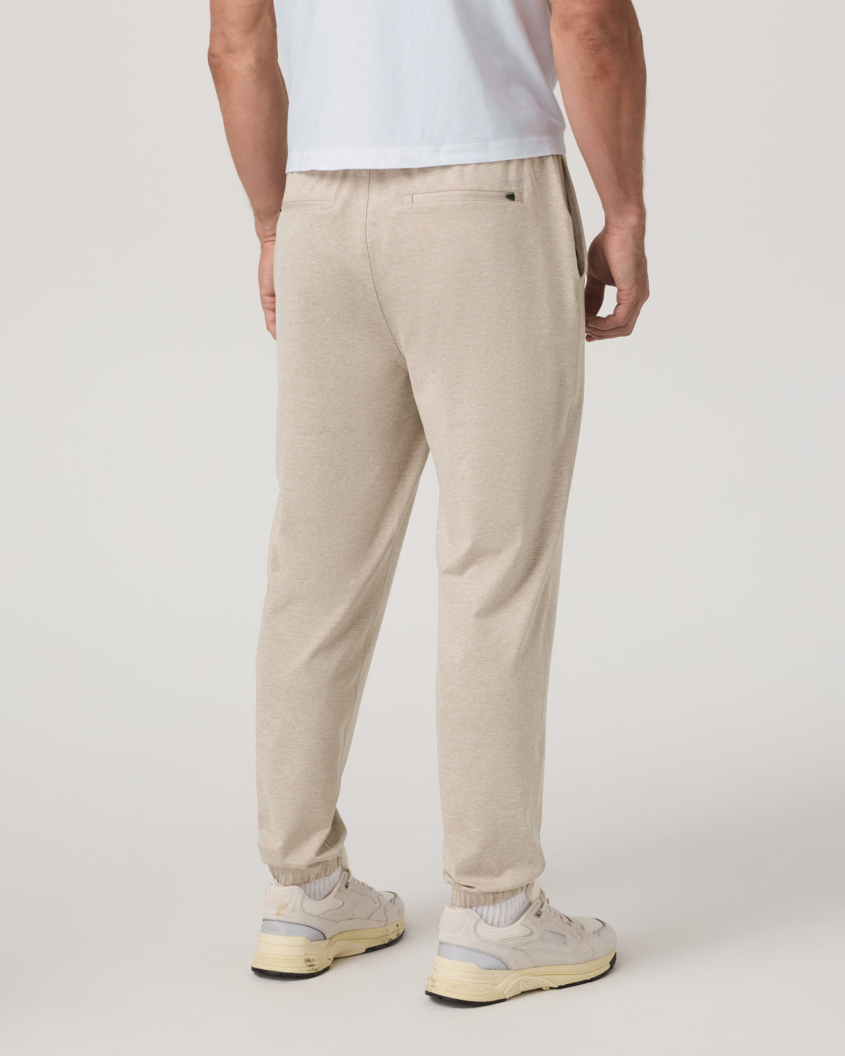 Men Vuori Men's Sunday Performance Sweatpant 28" Toast Heather