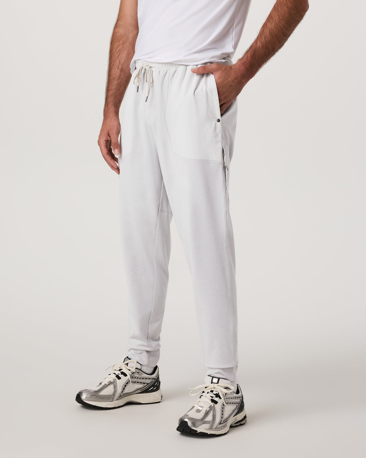 Men Vuori Sunday Mixed Media Jogger 28" Men's Frost Grey Joggers