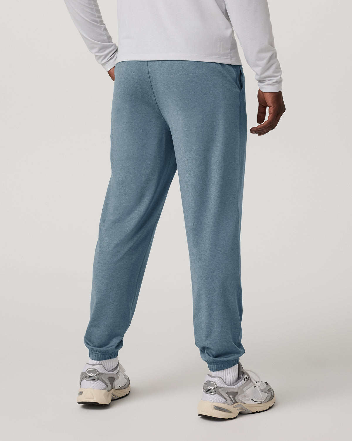 Men Vuori Sunday Performance Sweatpant 28" Men's Smoke Blue Pant