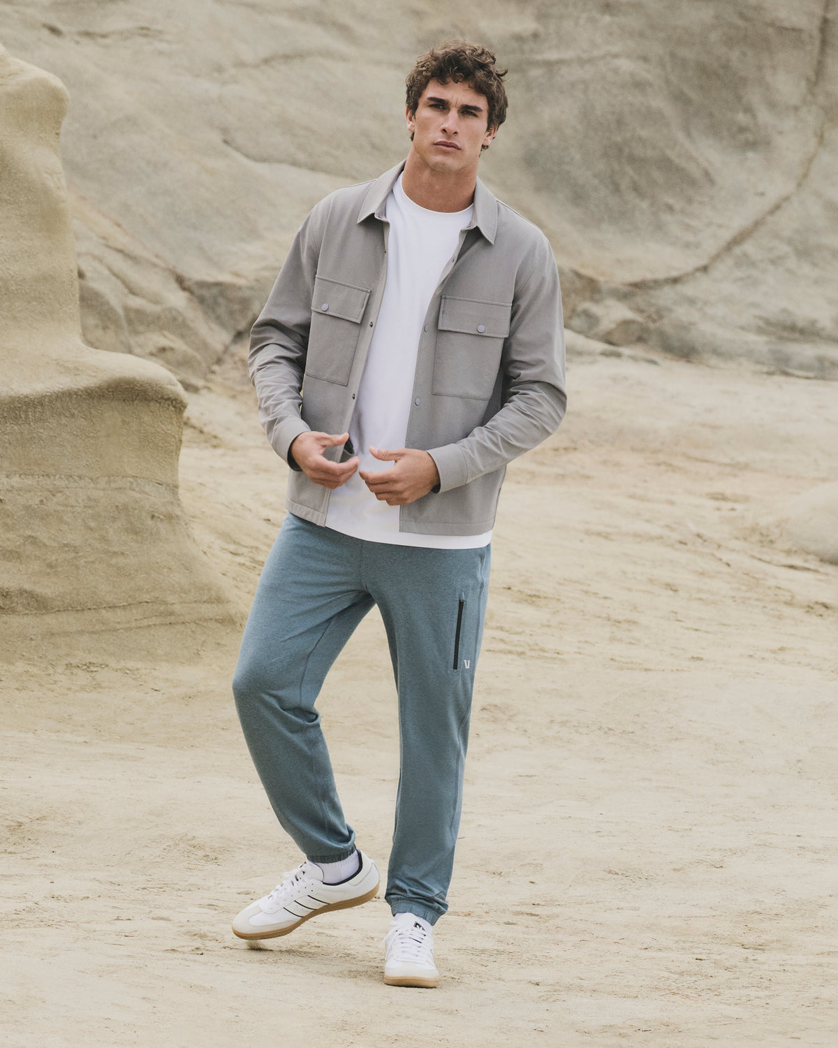 Men Vuori Sunday Performance Sweatpant 28" Men's Smoke Blue Pant