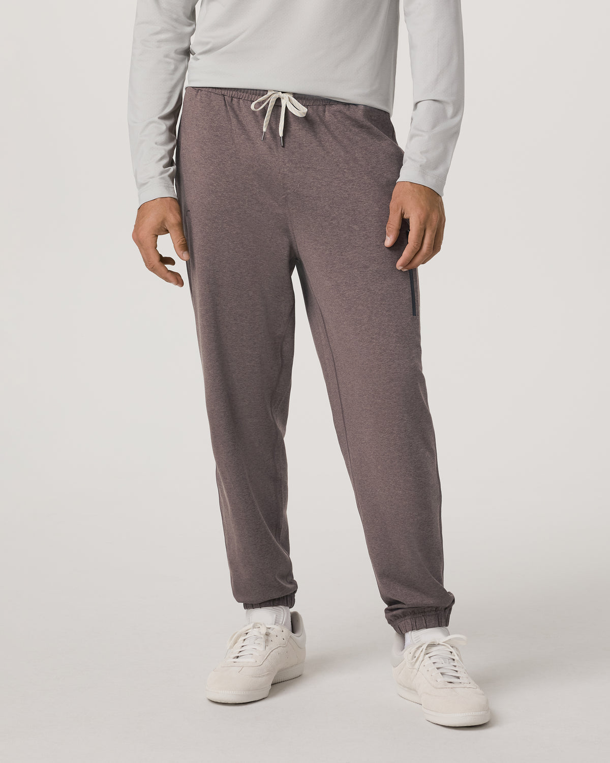 Men Vuori Men's Sunday Performance Sweatpant 30" Huckleberry