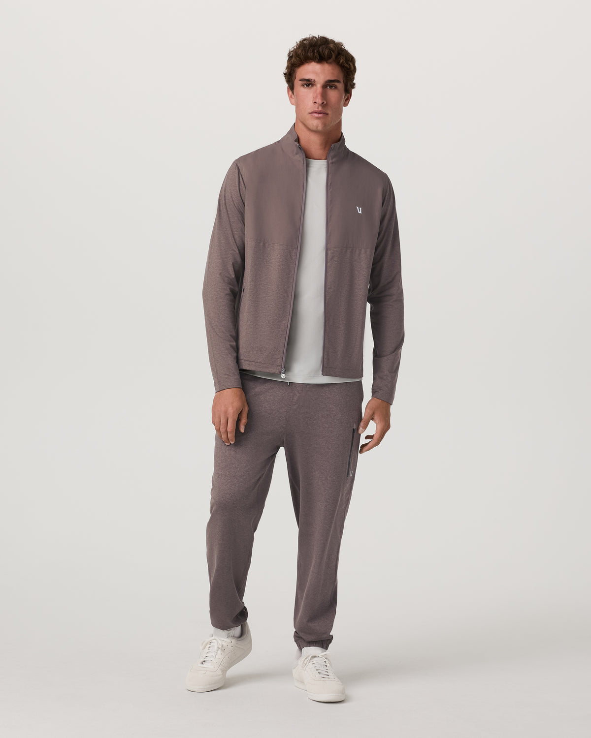 Men Vuori Men's Sunday Performance Sweatpant 30" Huckleberry