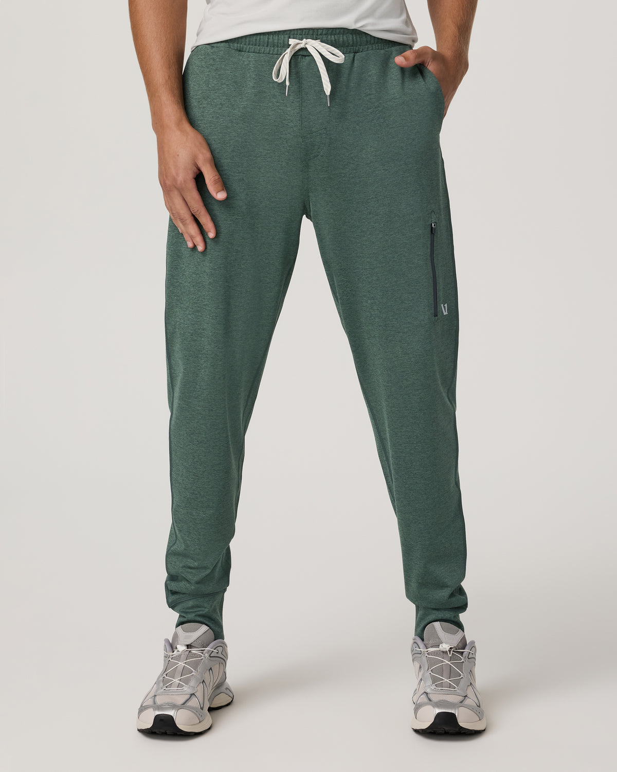 Men Vuori Men's Sunday Performance Jogger 30" Agate Green Heather